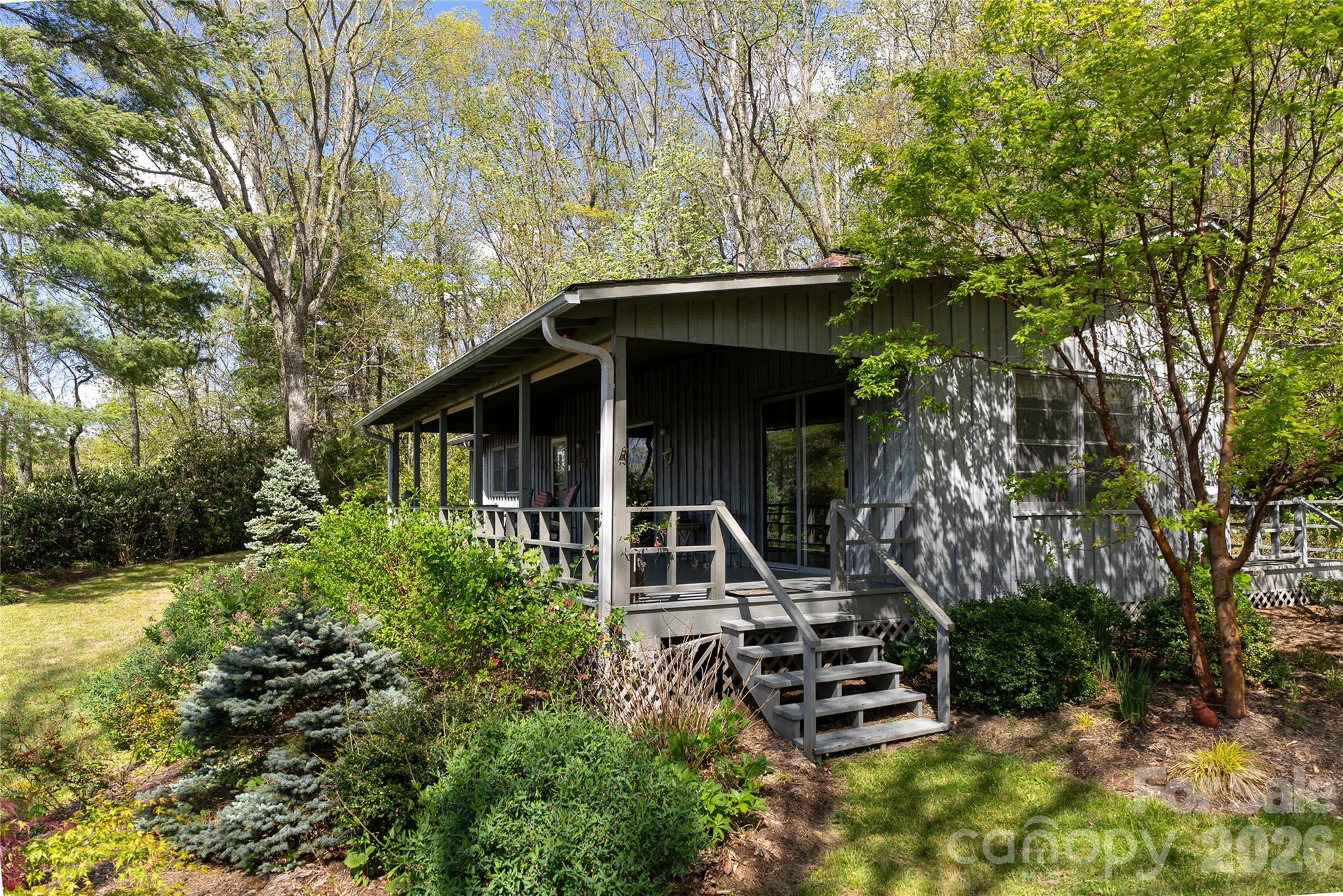 1412 N Bearwallow Road — Fletcher