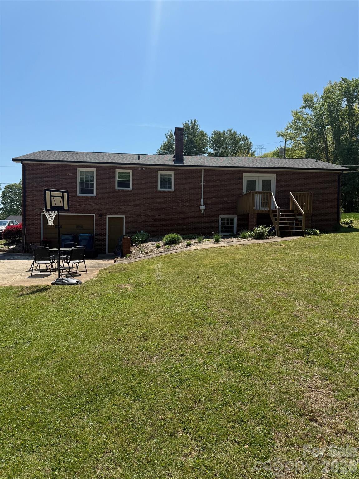 1126 Cannon Drive — Lenoir