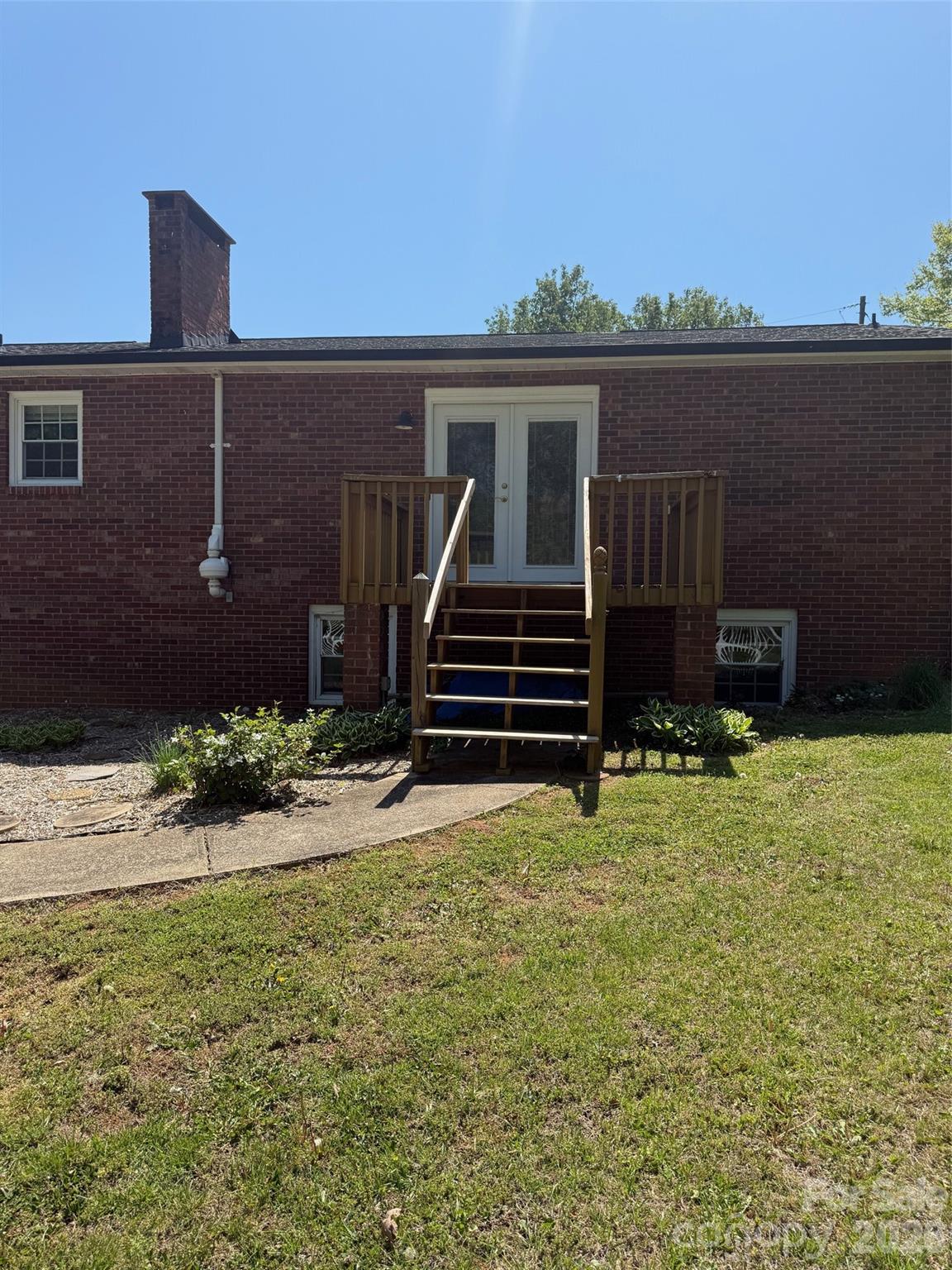 1126 Cannon Drive — Lenoir