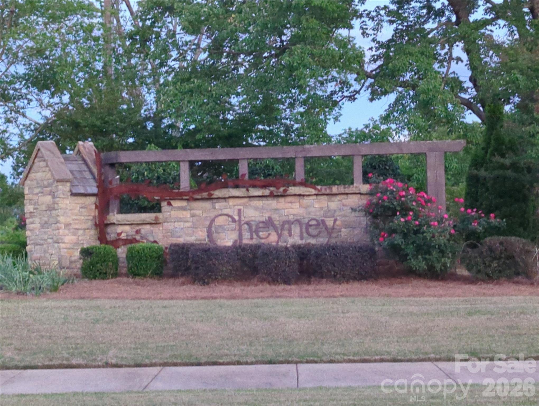 1140 Bigelow Street — Charlotte