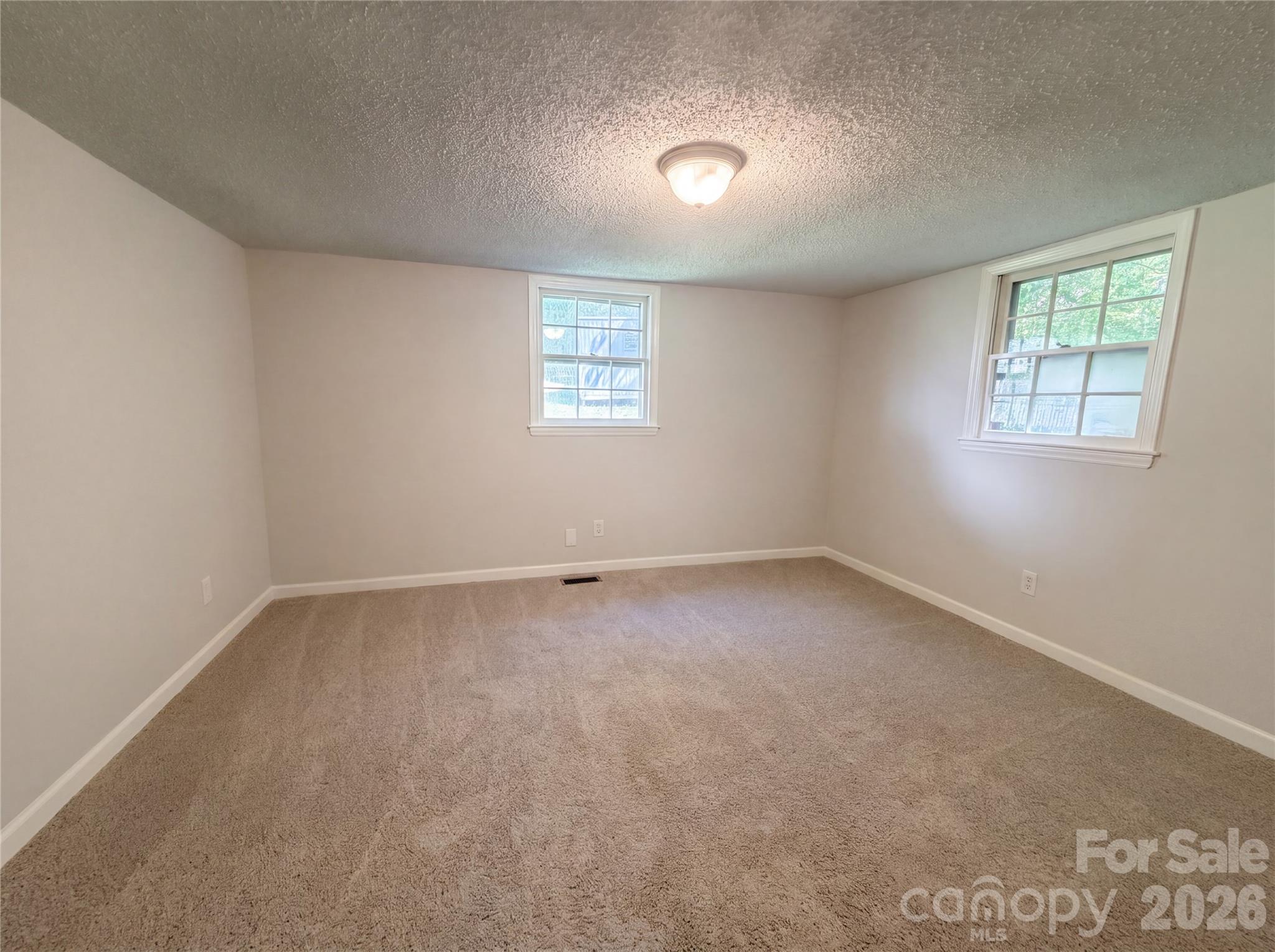 411 Ewing Drive — Belmont