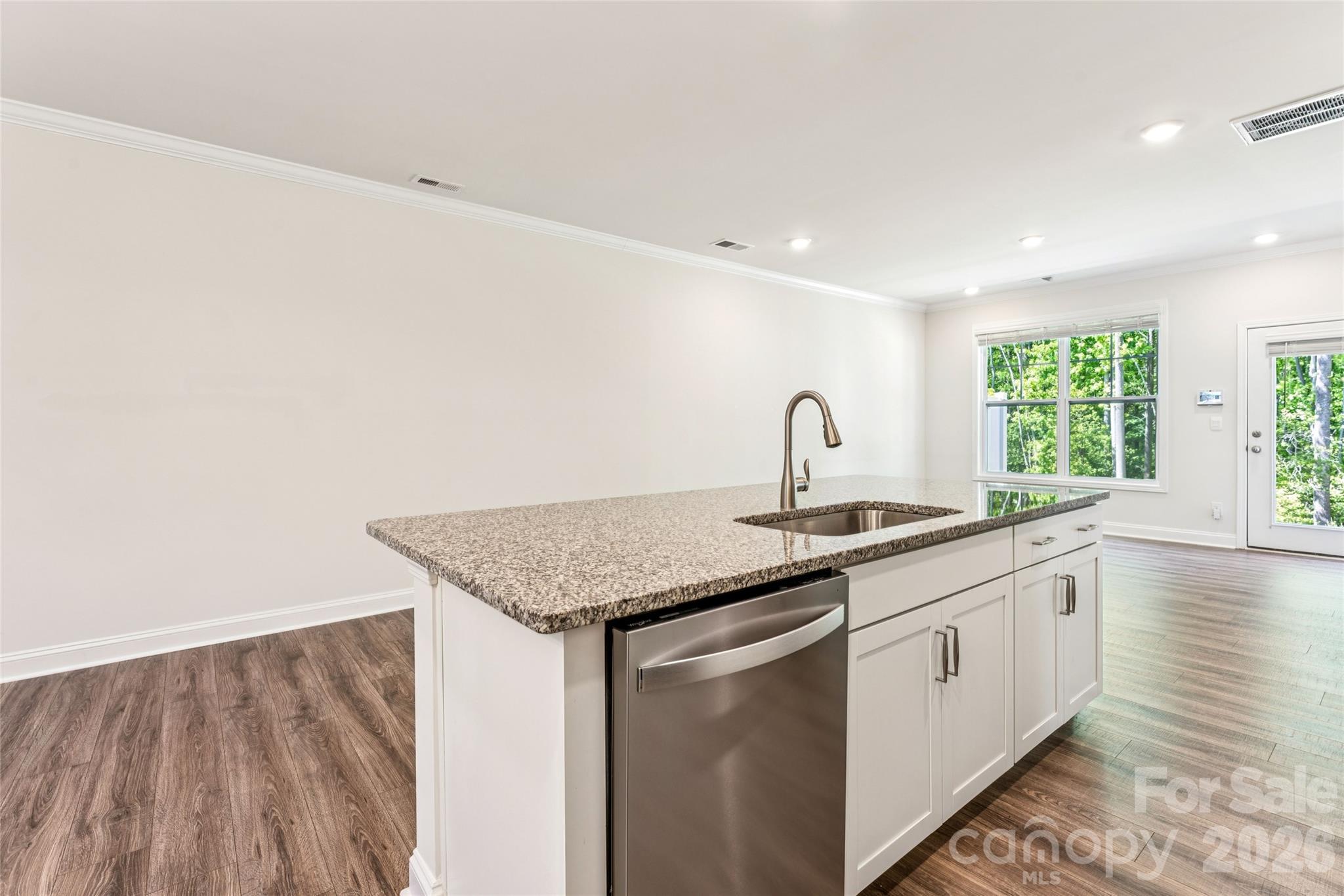 7870 Iron Road — Sherrills Ford