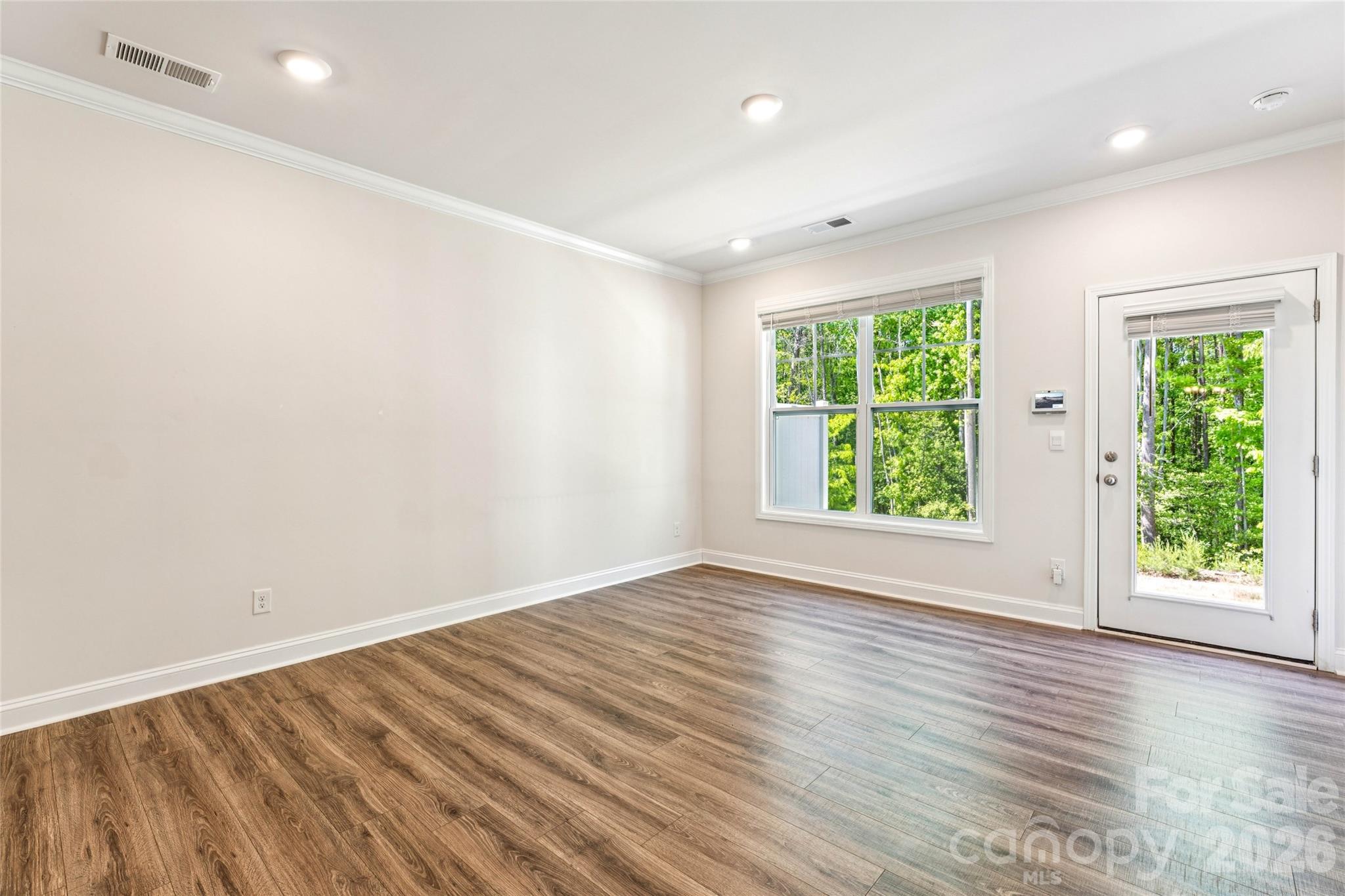 7870 Iron Road — Sherrills Ford