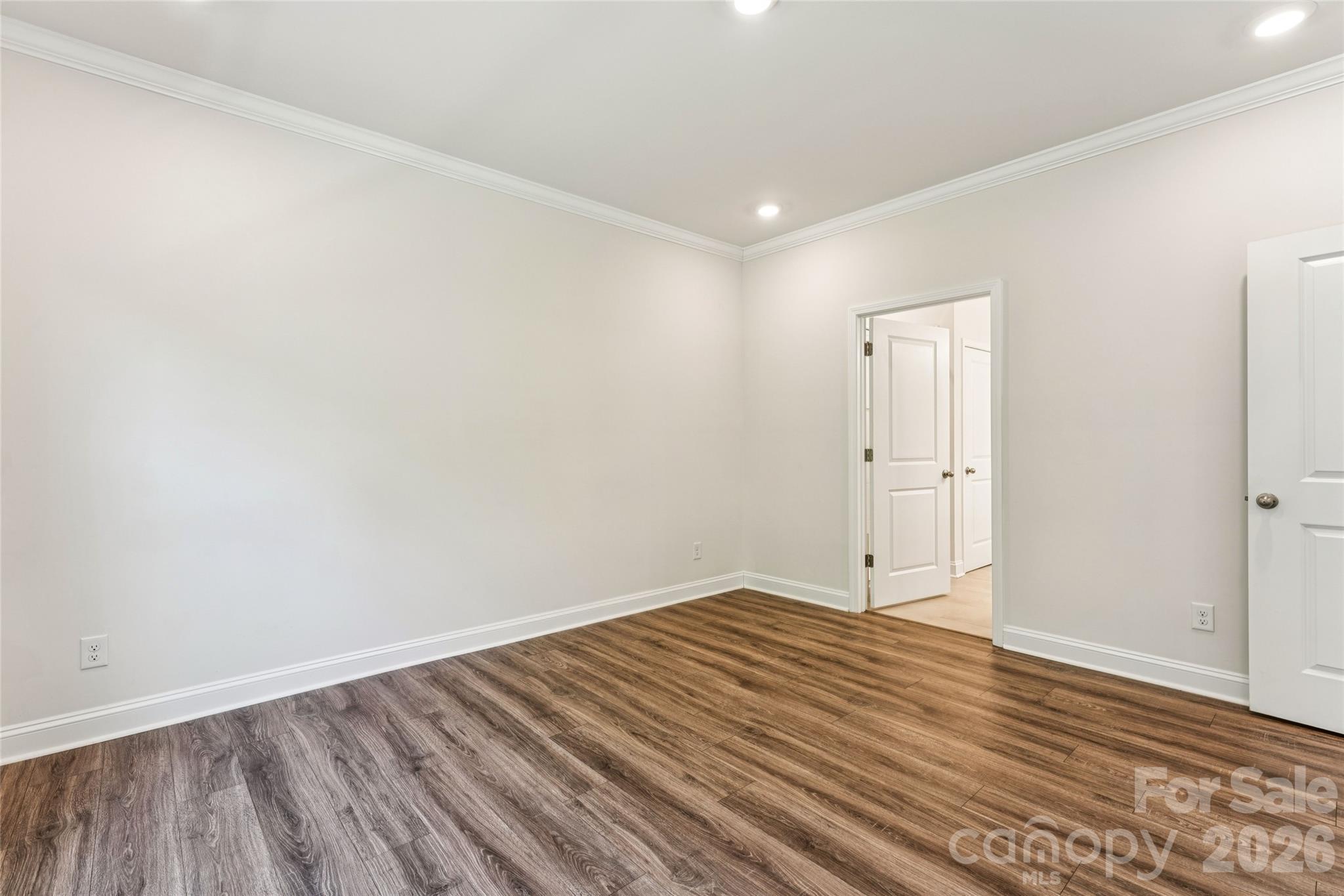 7870 Iron Road — Sherrills Ford