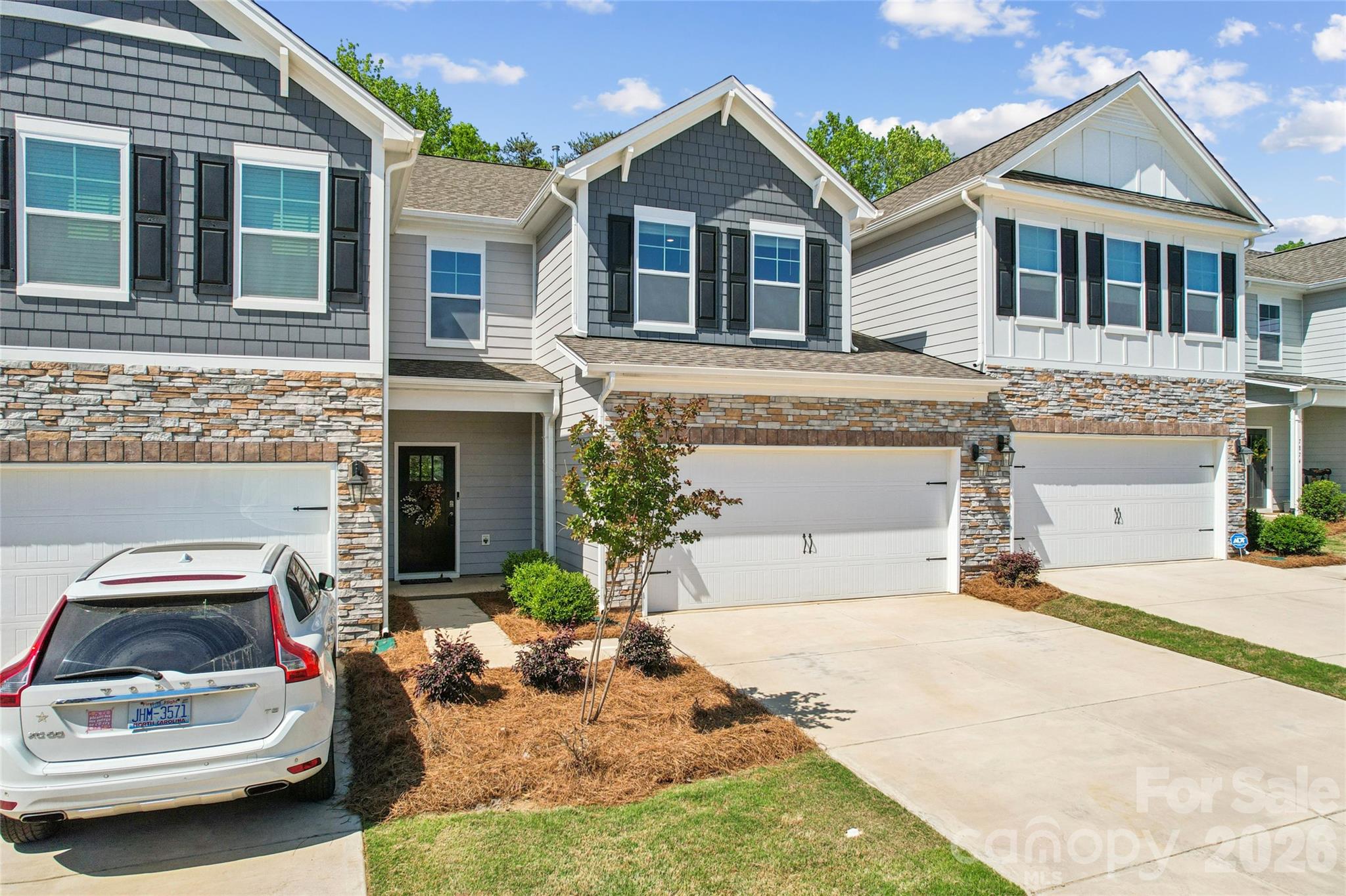 7870 Iron Road — Sherrills Ford