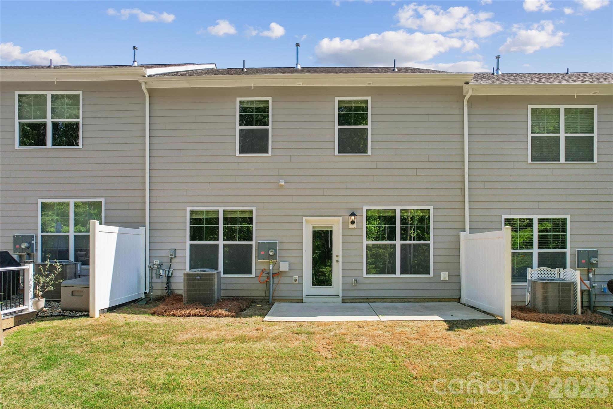 7870 Iron Road — Sherrills Ford