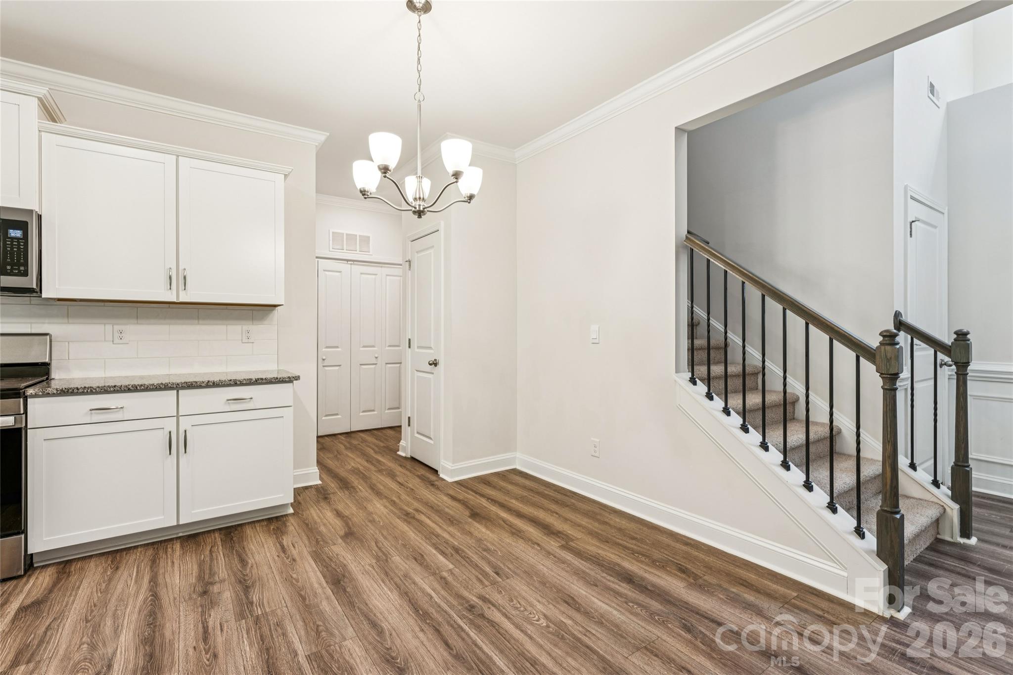 7870 Iron Road — Sherrills Ford
