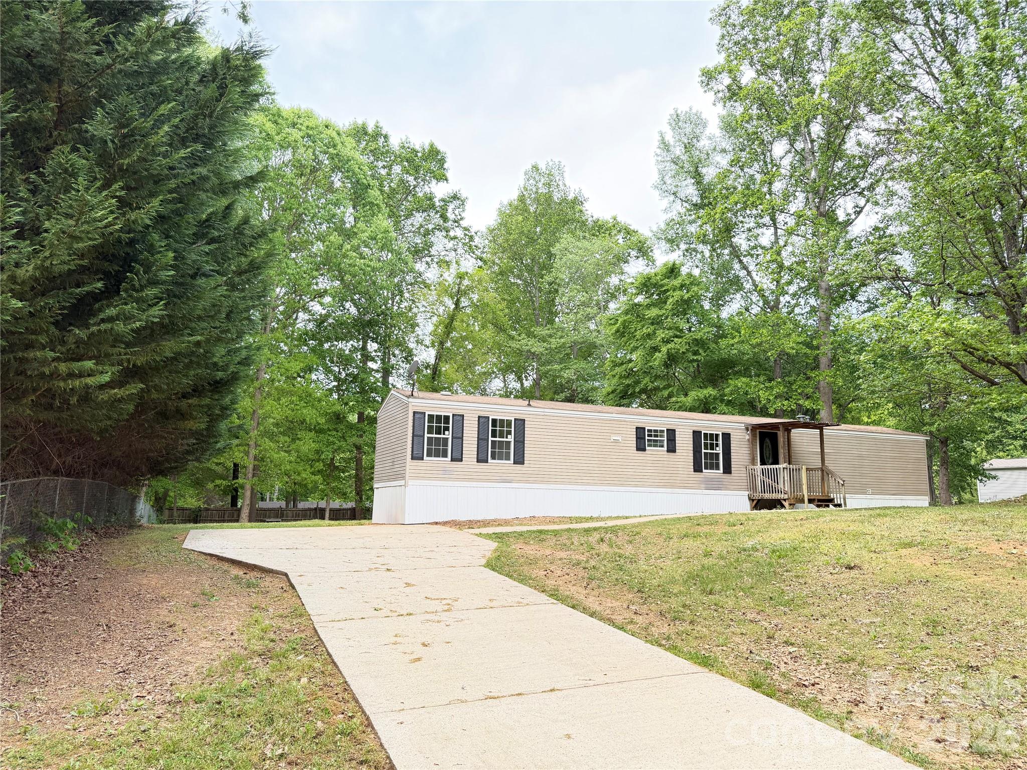110 Tulip Tree Court — Statesville