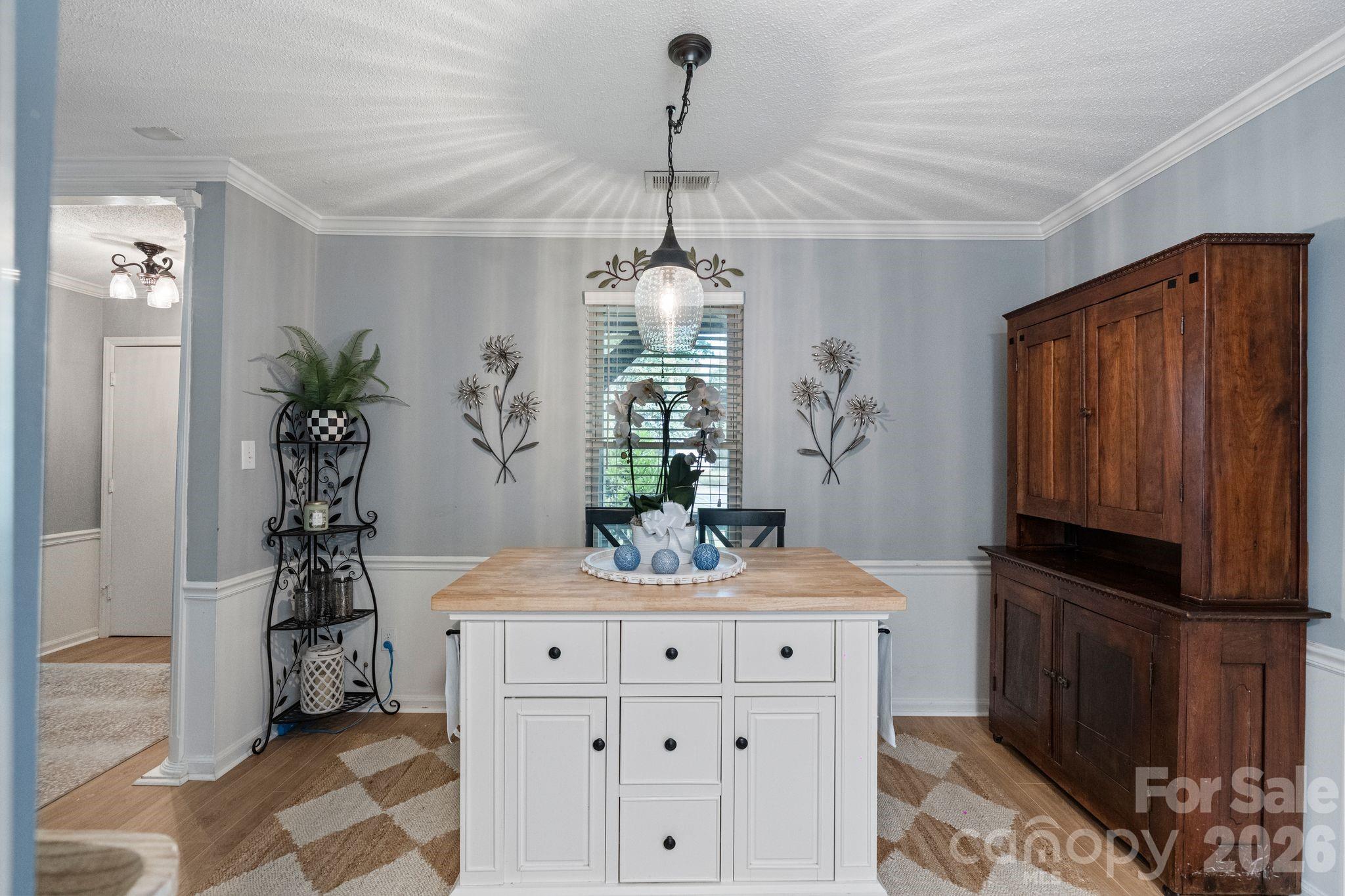 6129 Old Meadow Road — Mint Hill