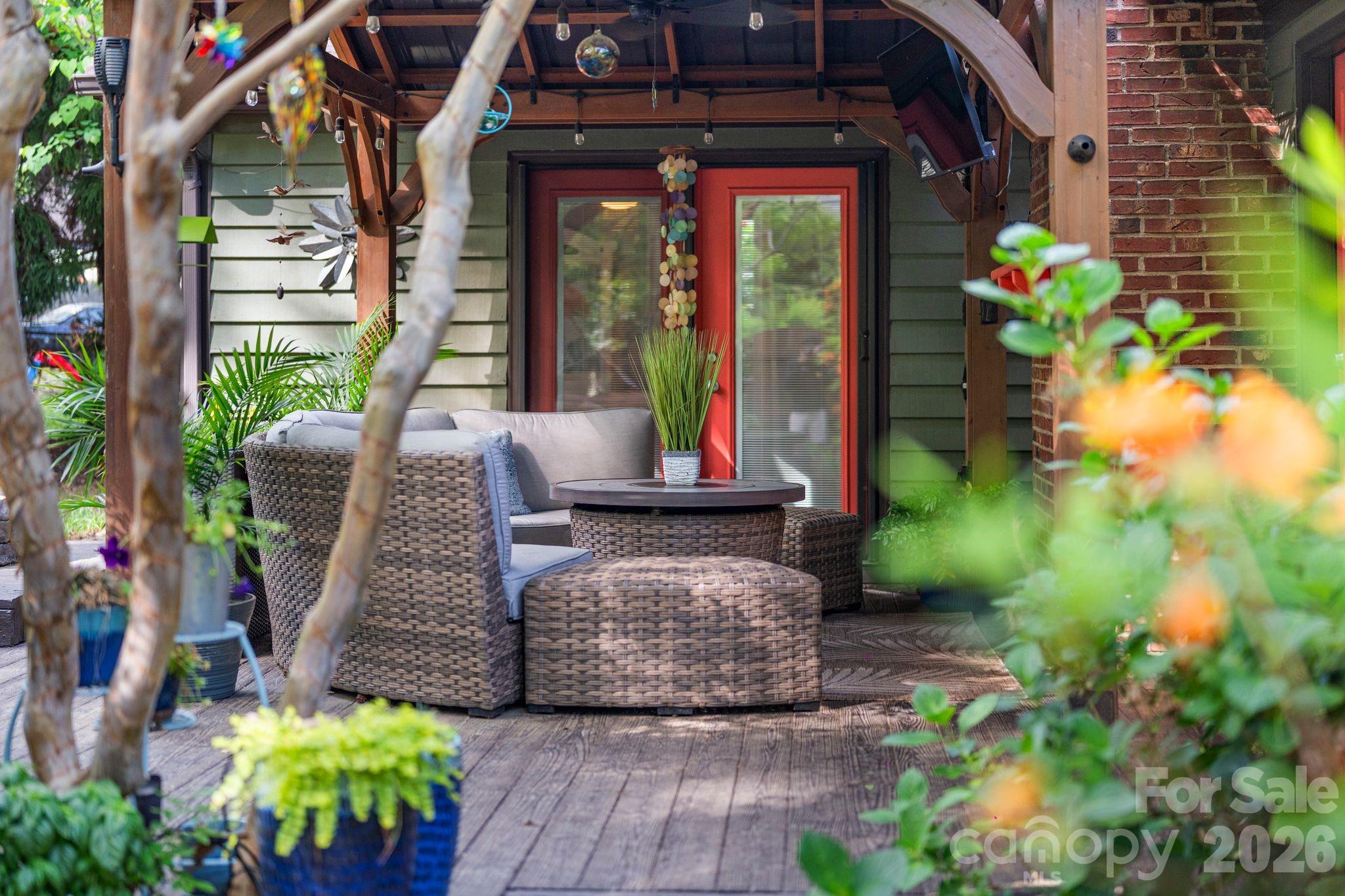 6129 Old Meadow Road — Mint Hill