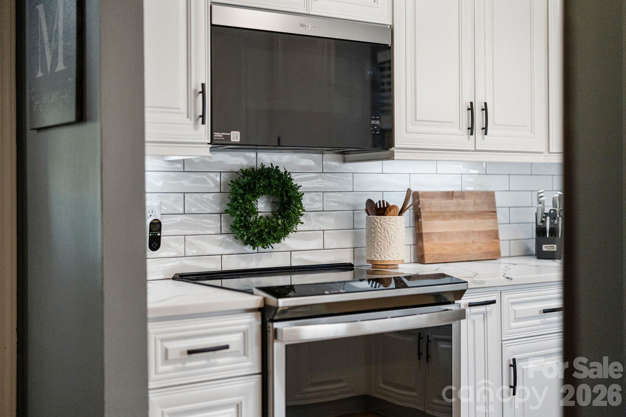 6129 Old Meadow Road — Mint Hill