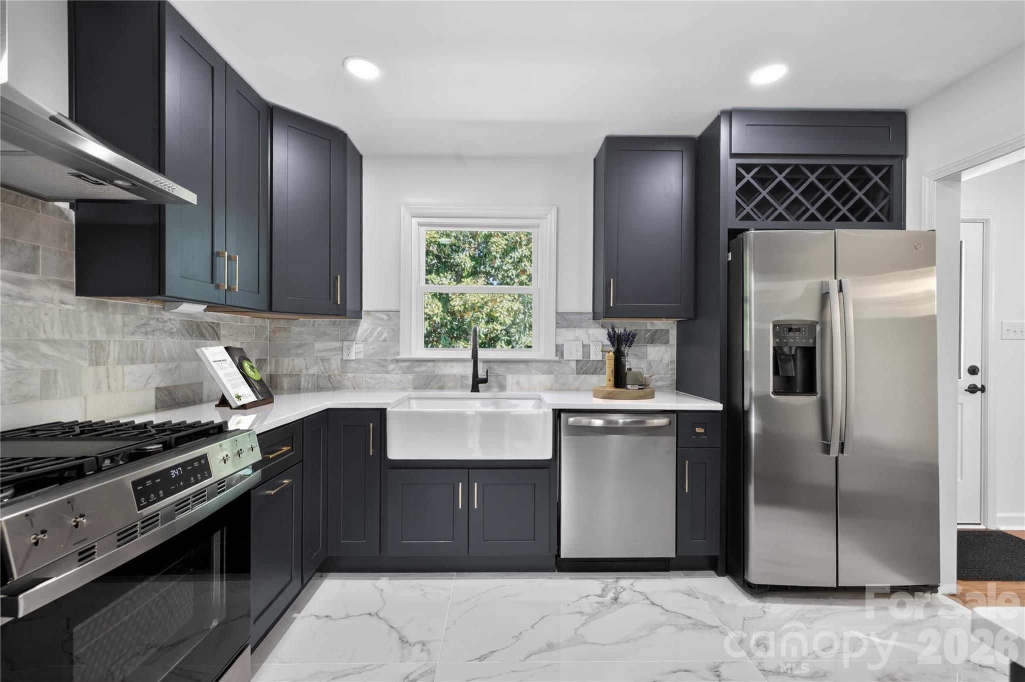 5938 Sharon Road — Charlotte