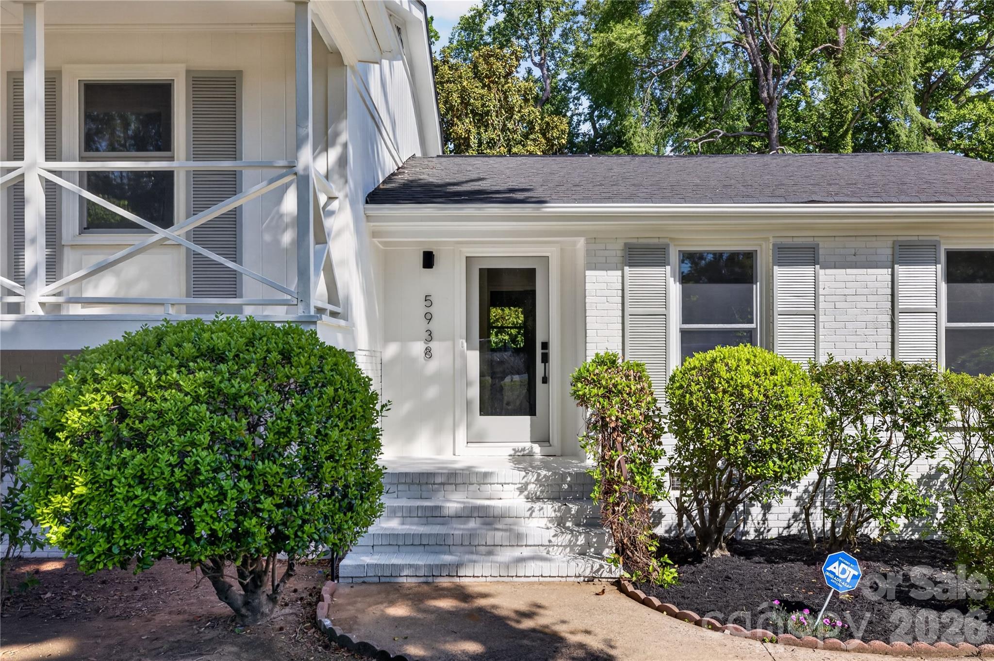 5938 Sharon Road — Charlotte