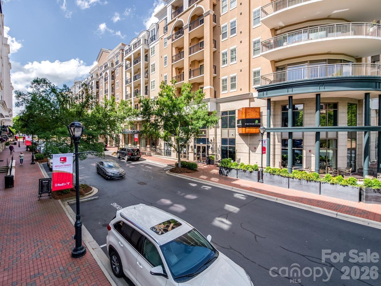 4620 Piedmont Row Drive #406 — Charlotte