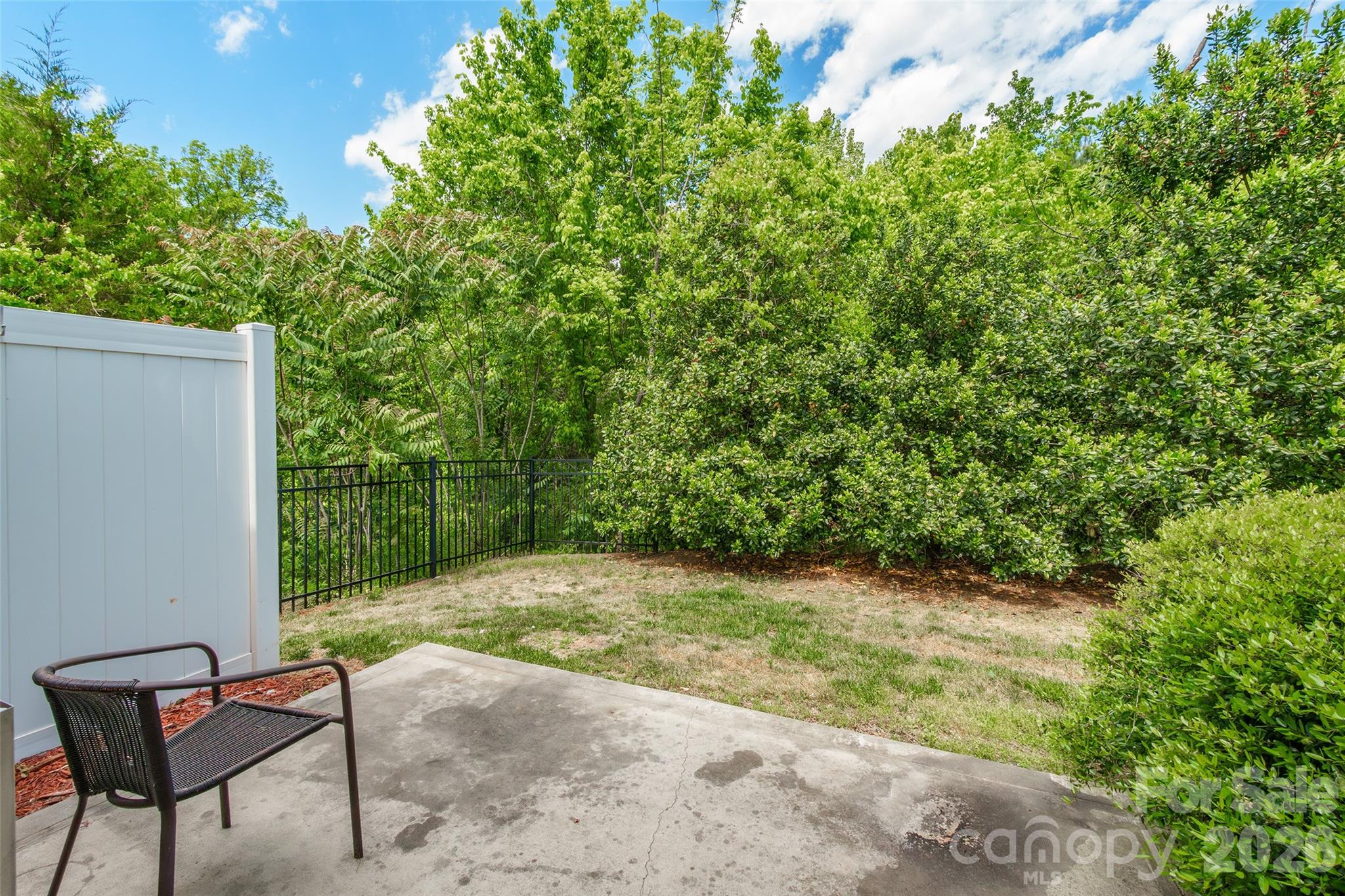 9622 Springholm Drive — Charlotte