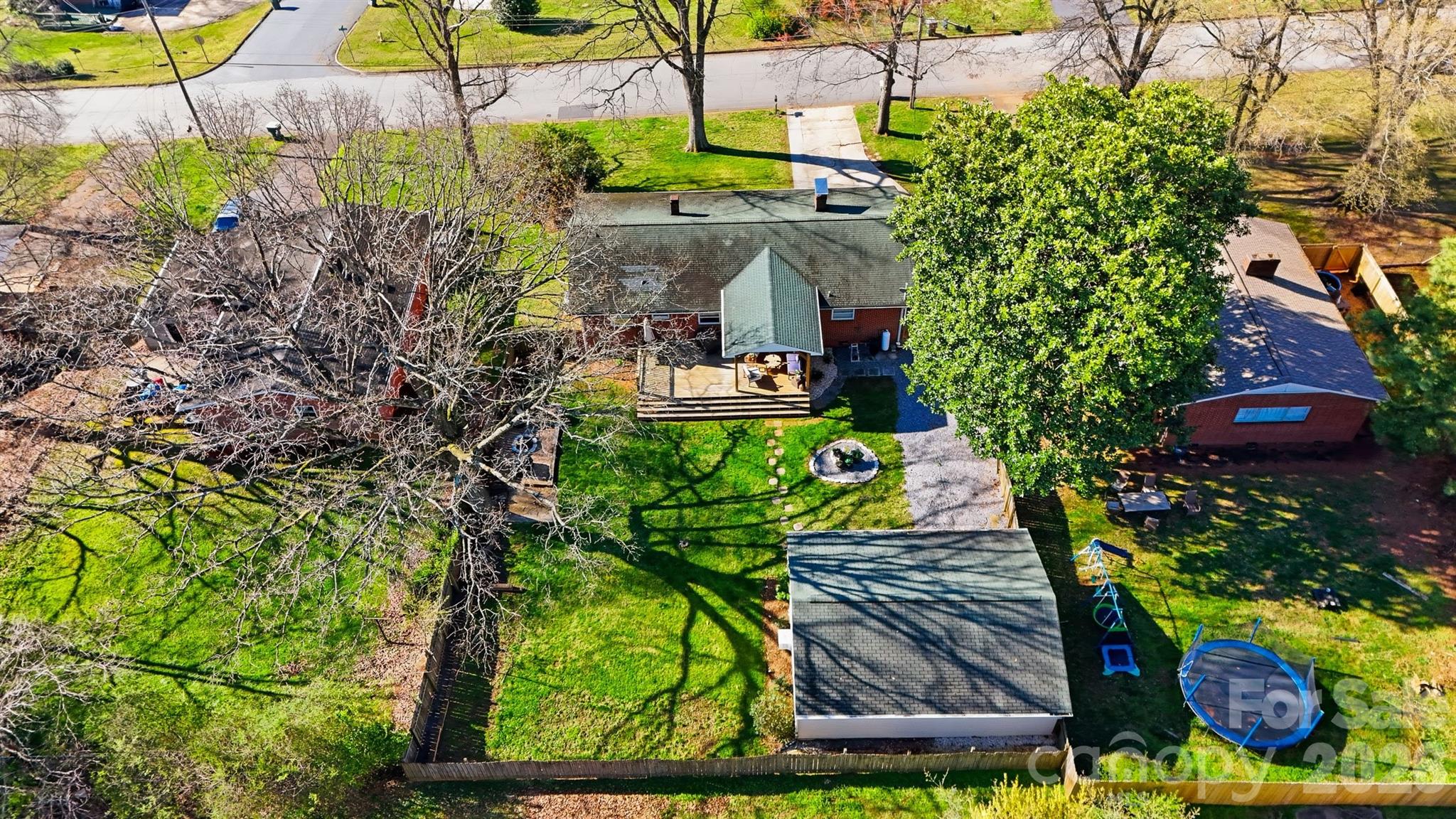 904 15th Street NW — Conover
