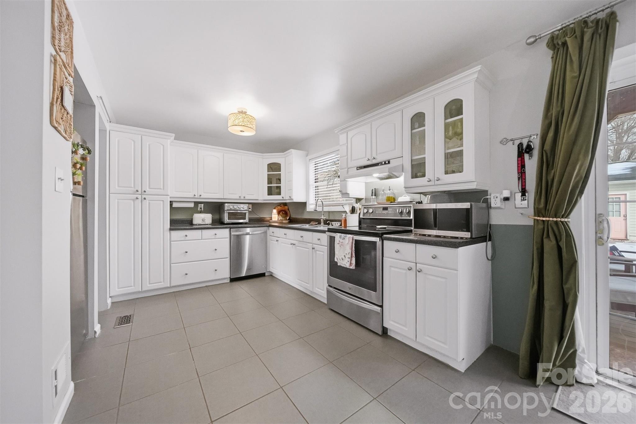 904 15th Street NW — Conover
