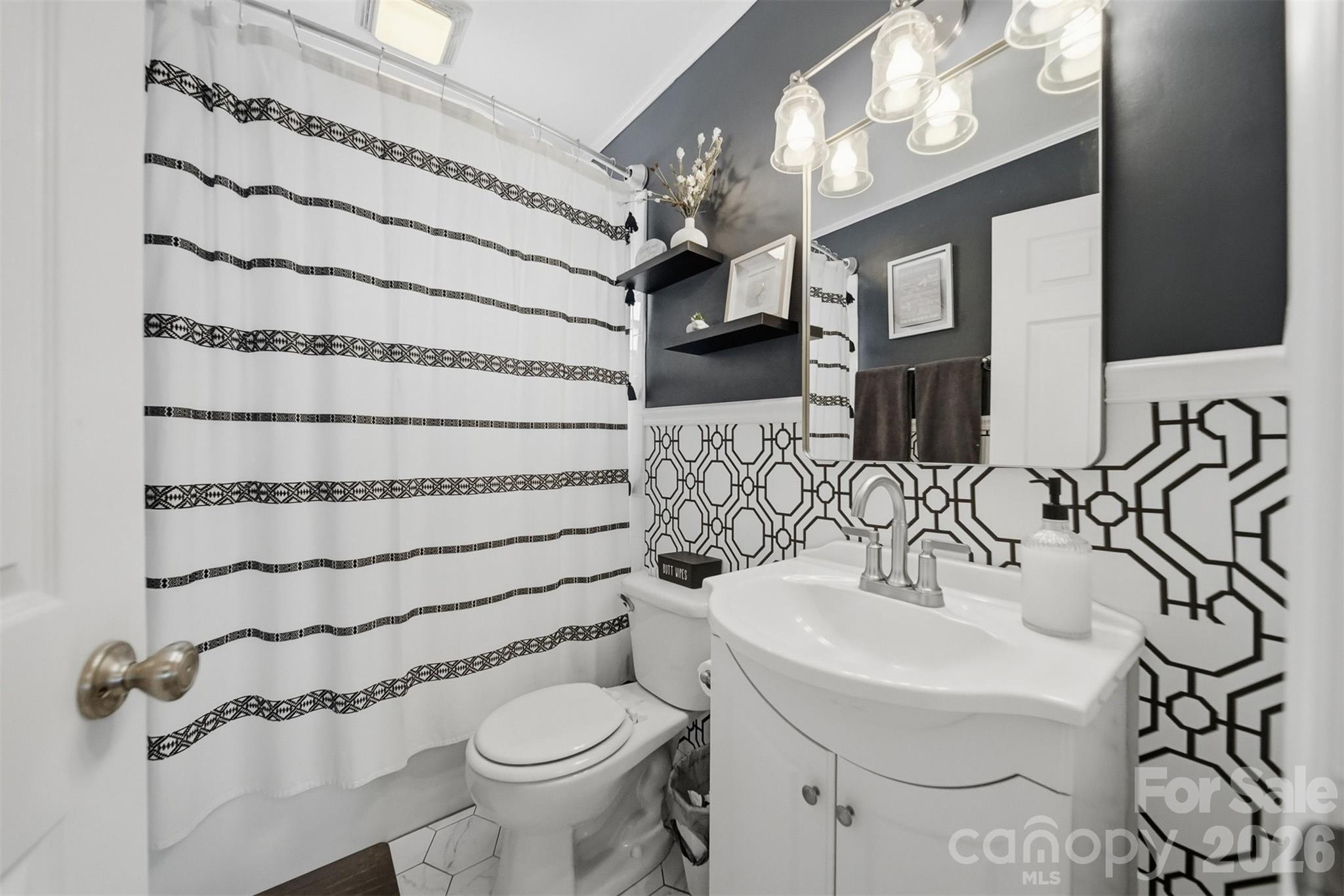 904 15th Street NW — Conover