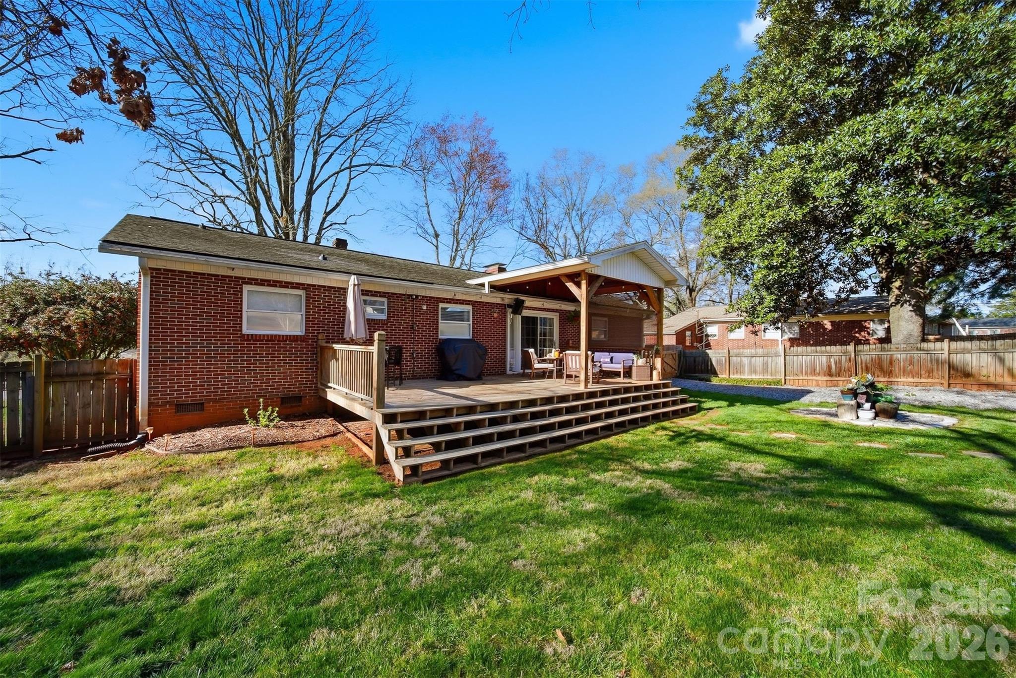 904 15th Street NW — Conover