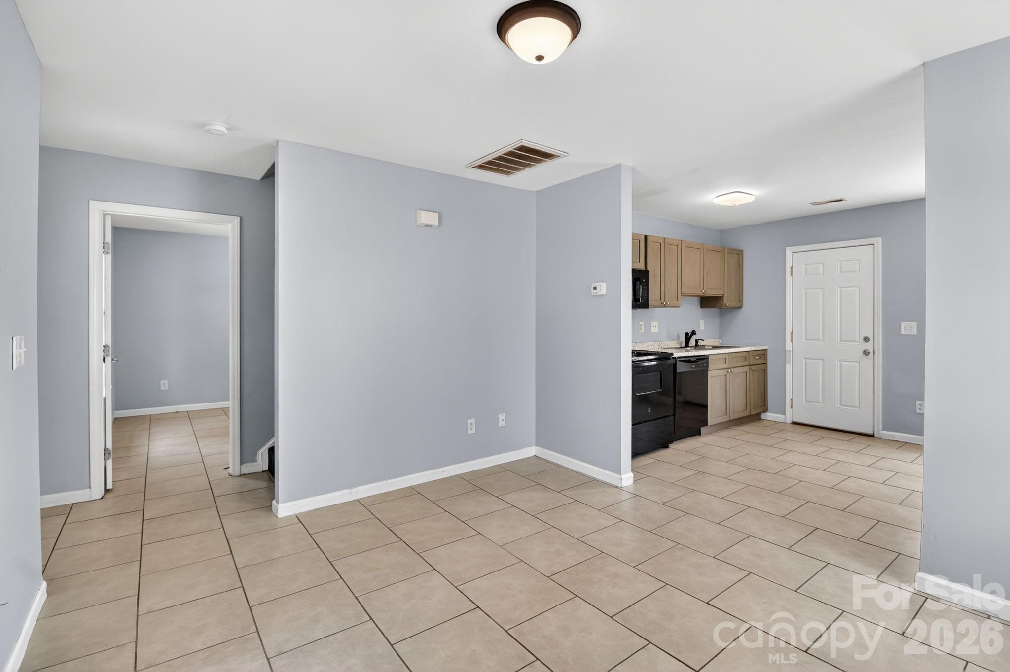 3335 Avalon Avenue — Charlotte
