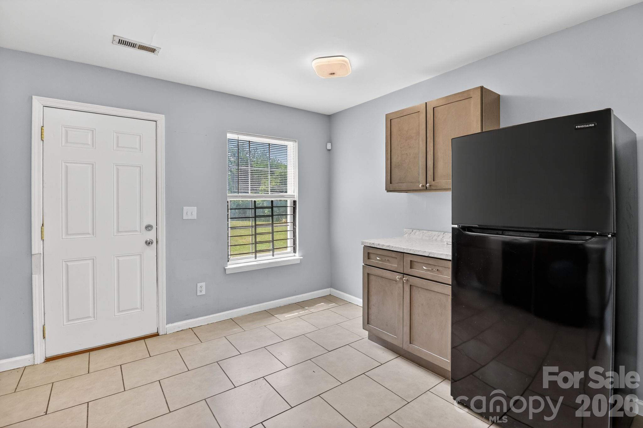 3335 Avalon Avenue — Charlotte