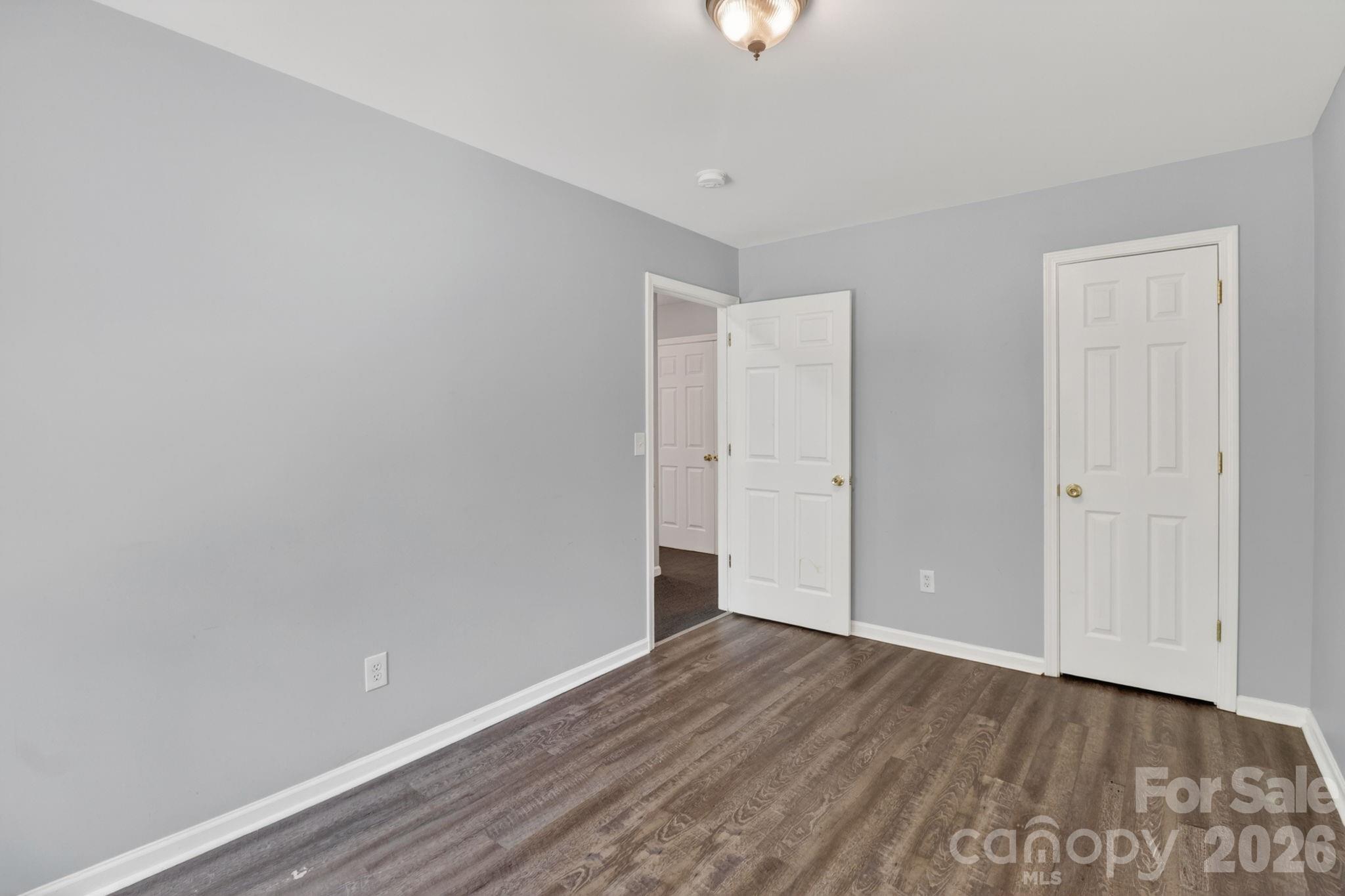 3335 Avalon Avenue — Charlotte
