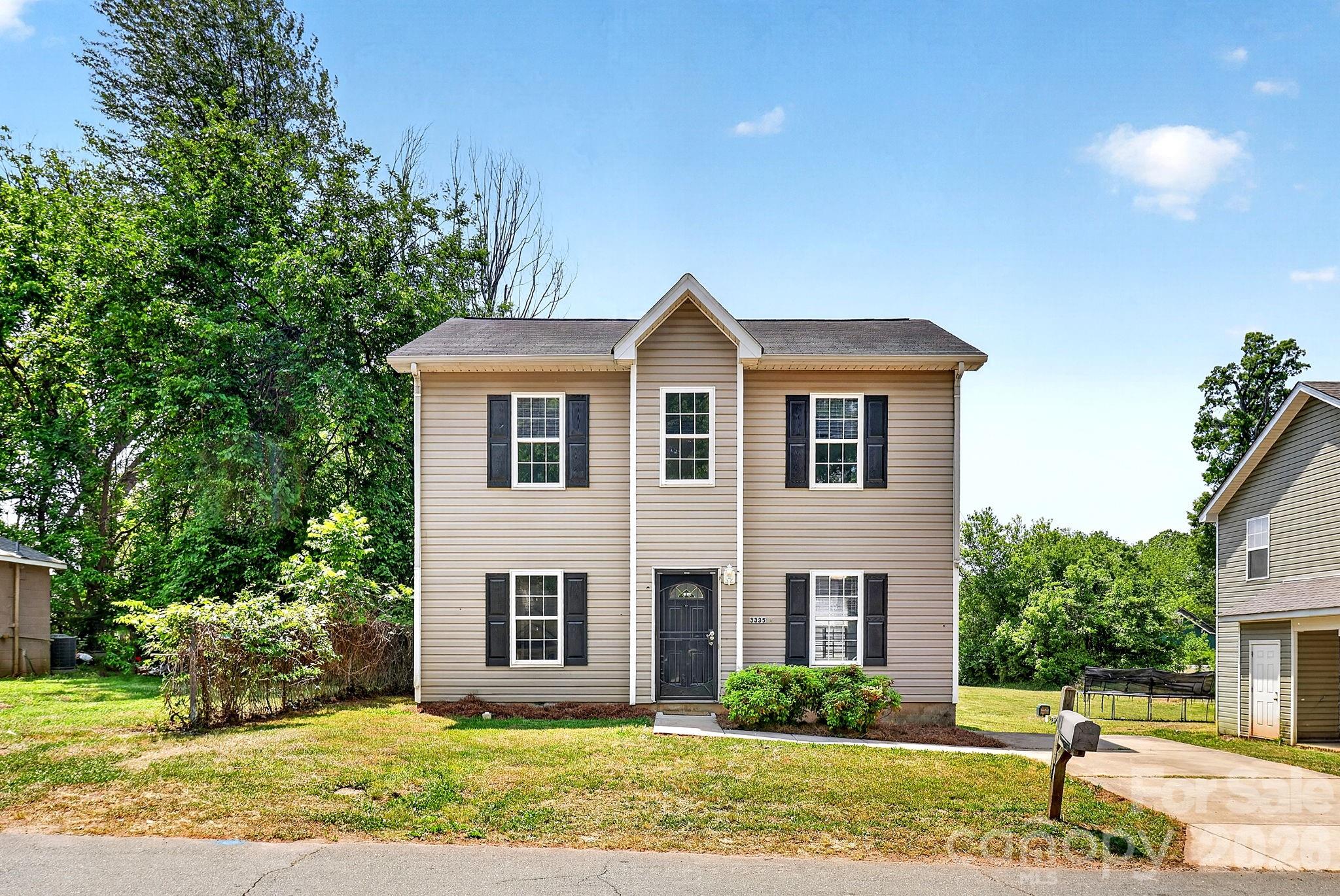 3335 Avalon Avenue — Charlotte