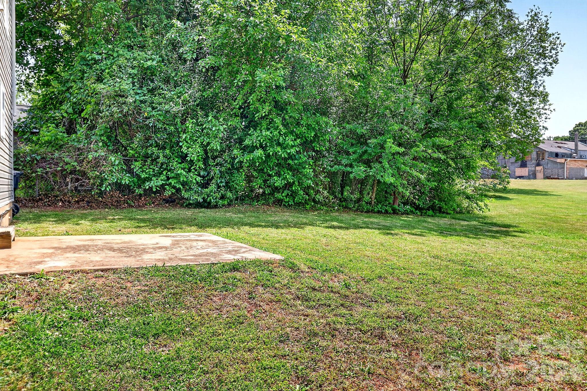 3335 Avalon Avenue — Charlotte