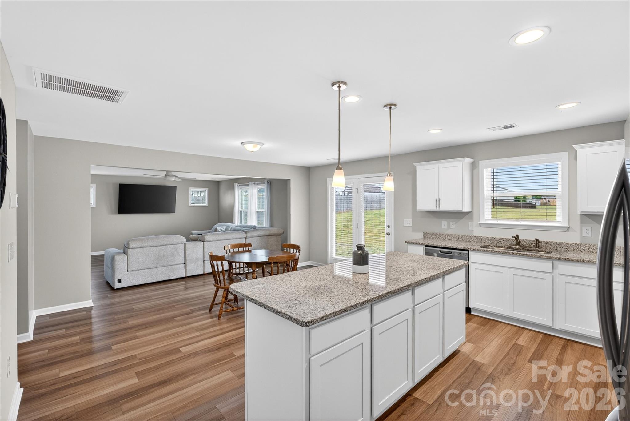 7061 Luna Mae Court — Boiling Springs