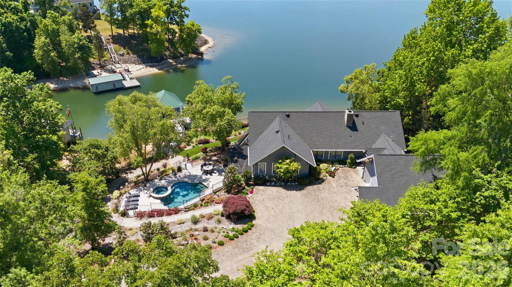 17812 Wilbanks Drive — Charlotte