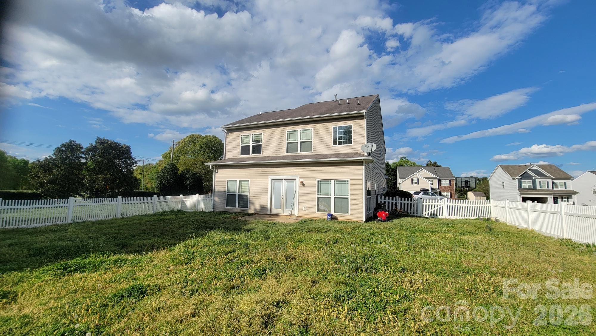 124 Settlers Grove Lane — Salisbury