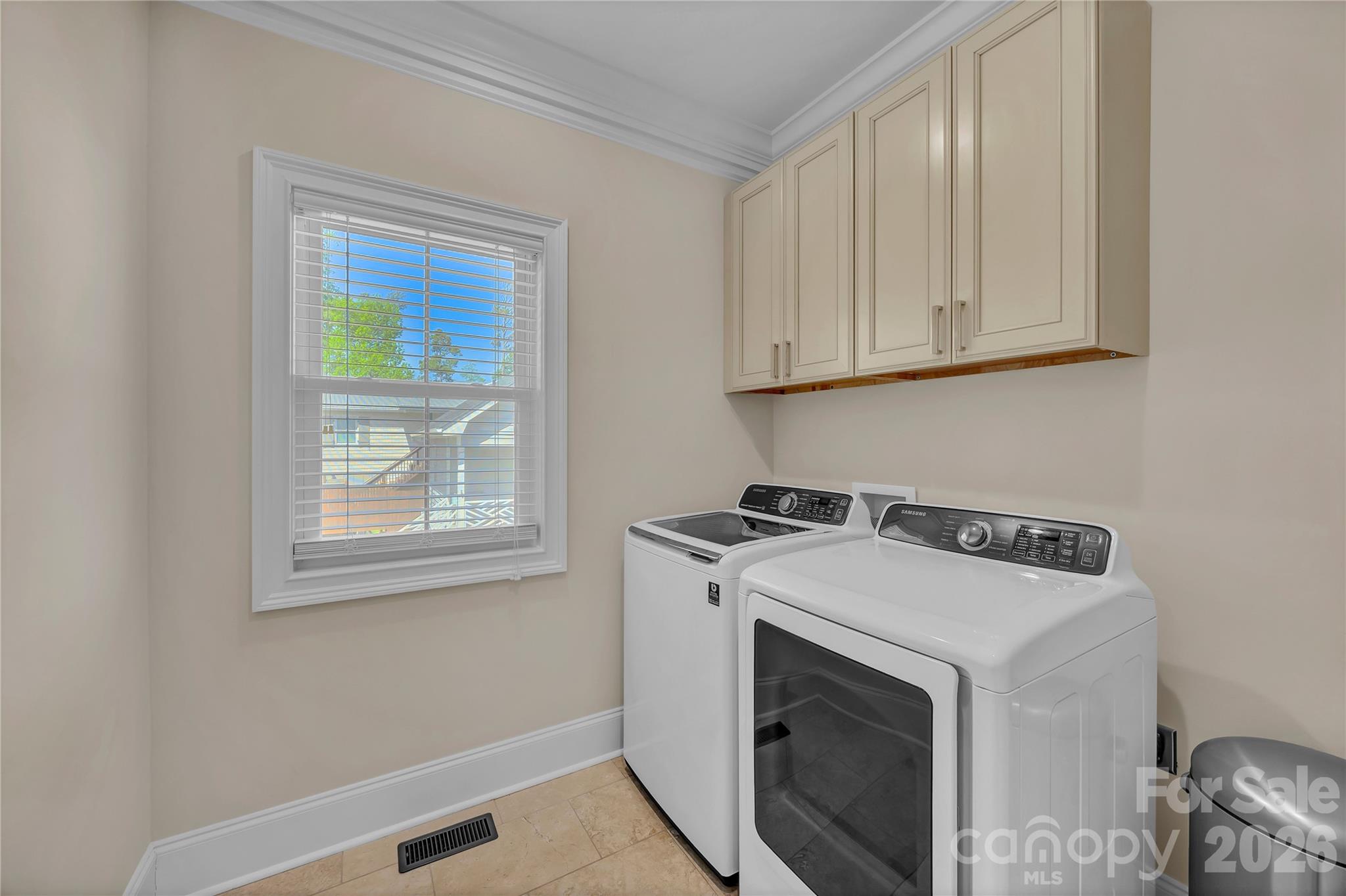 6308 E Yacht Drive — Oak Island