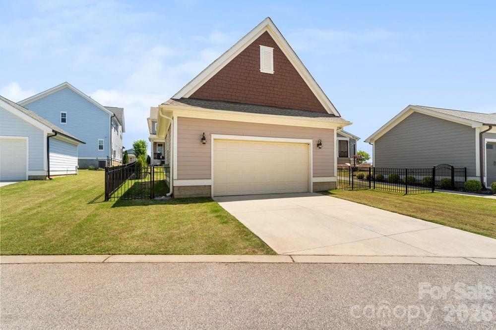 1568 Riverwalk Parkway — Rock Hill