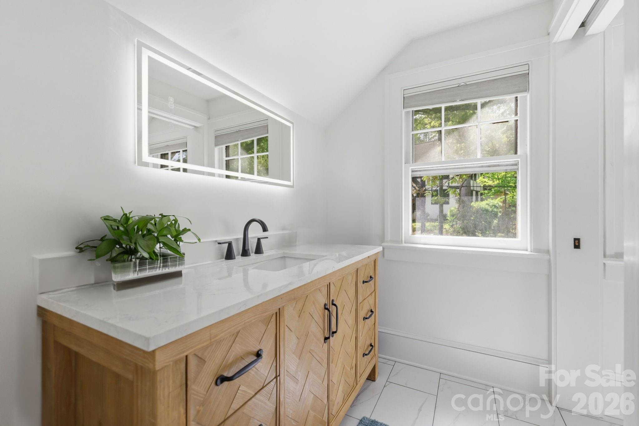 41 Chiles Avenue — Asheville