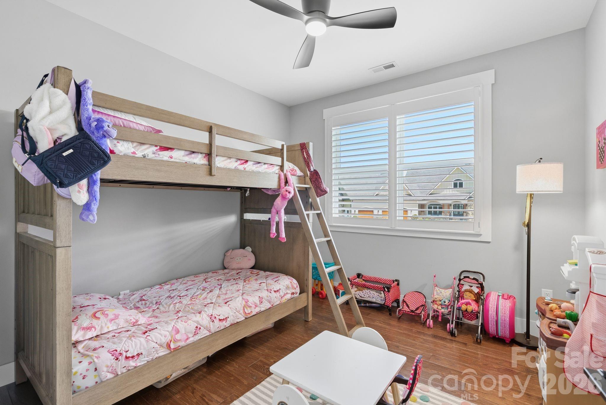 90 Gracie Lane — Weaverville