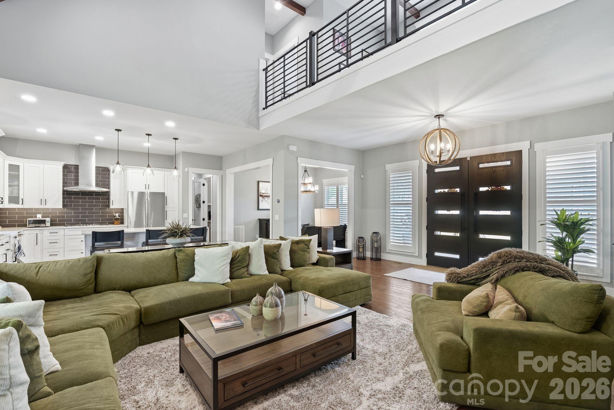 90 Gracie Lane — Weaverville