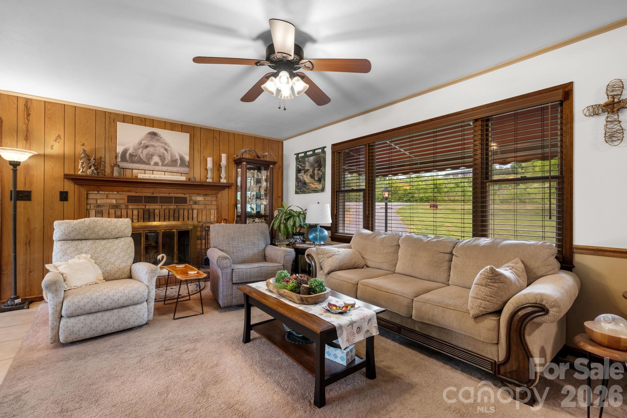 475 Hendren Road — Moravian Falls