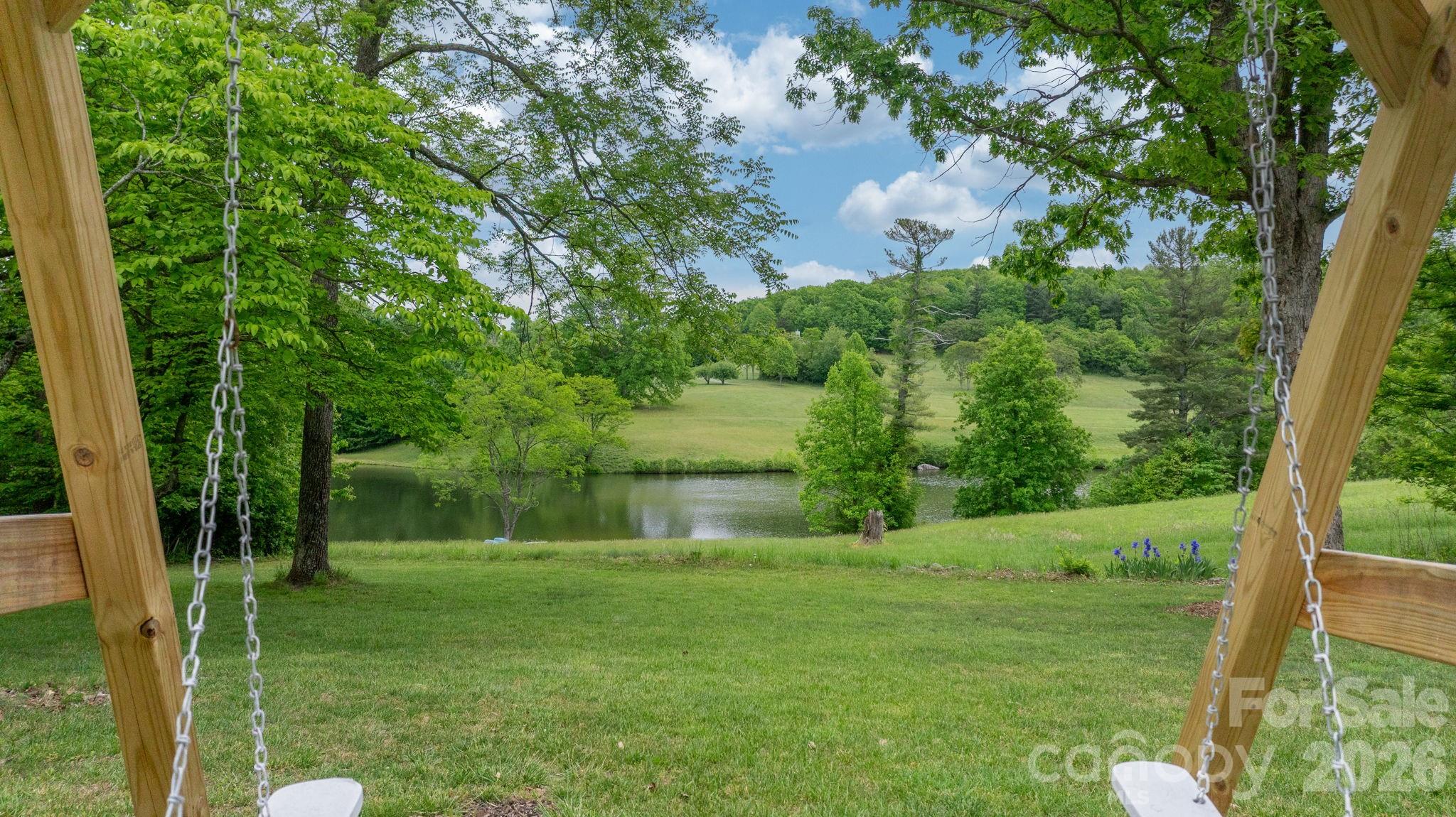 475 Hendren Road — Moravian Falls
