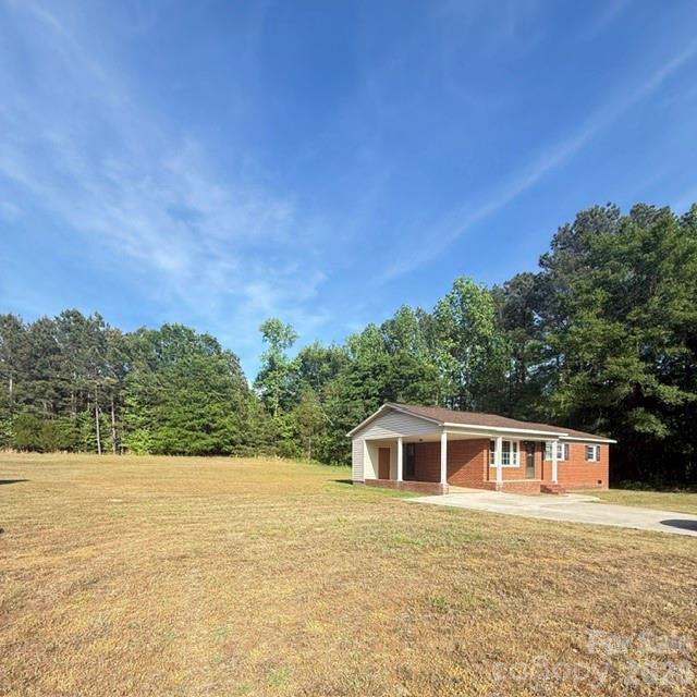 5325 Old Branch Road — Fort Lawn