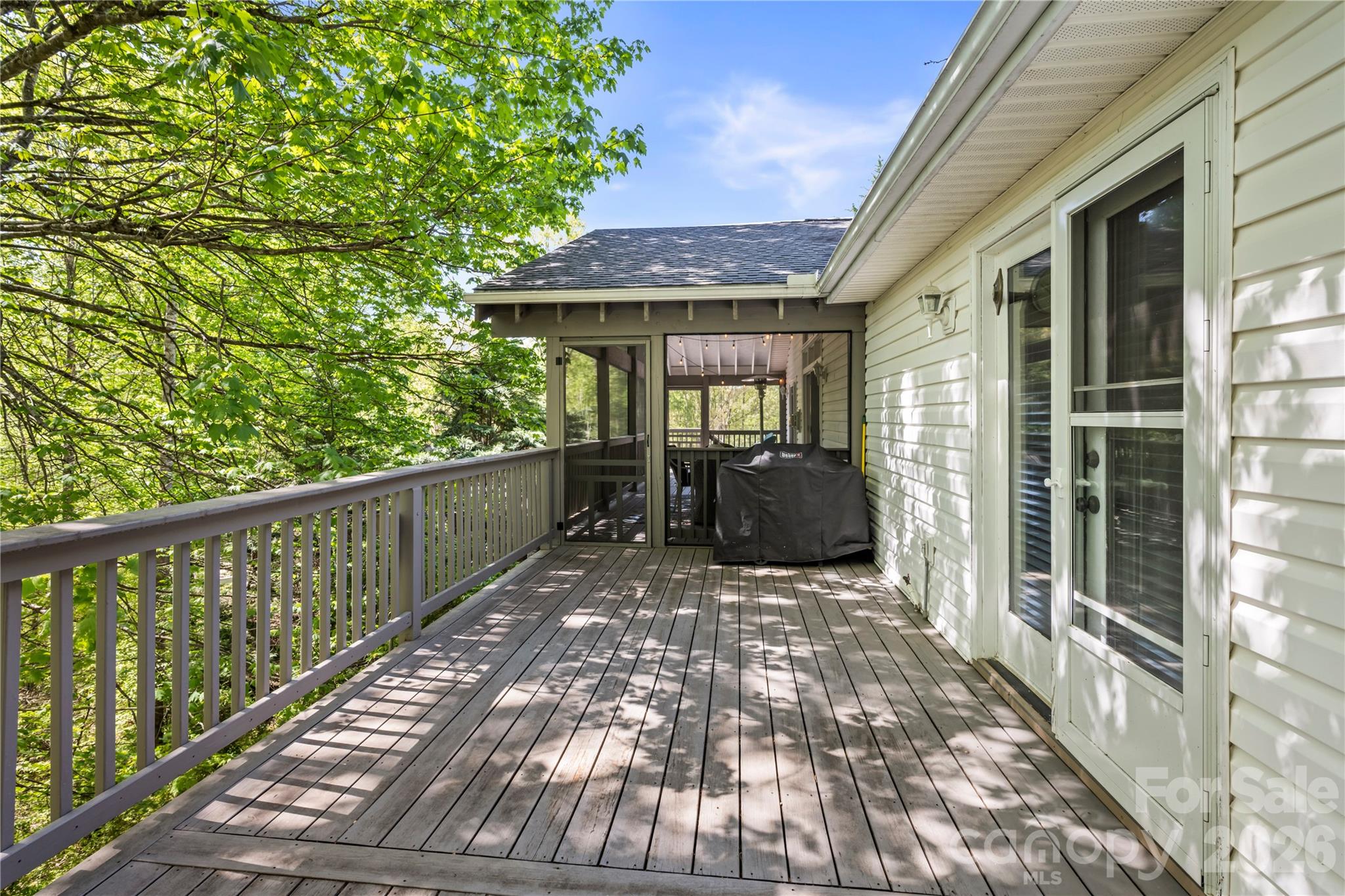 1801 Riverview Court — Hendersonville