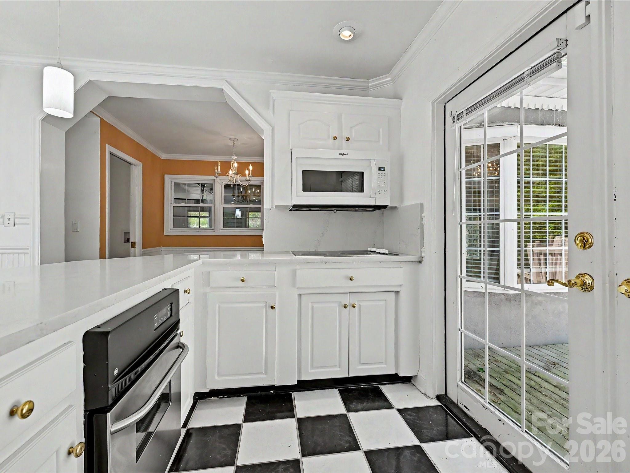 1011 Tarlton Drive — Shelby