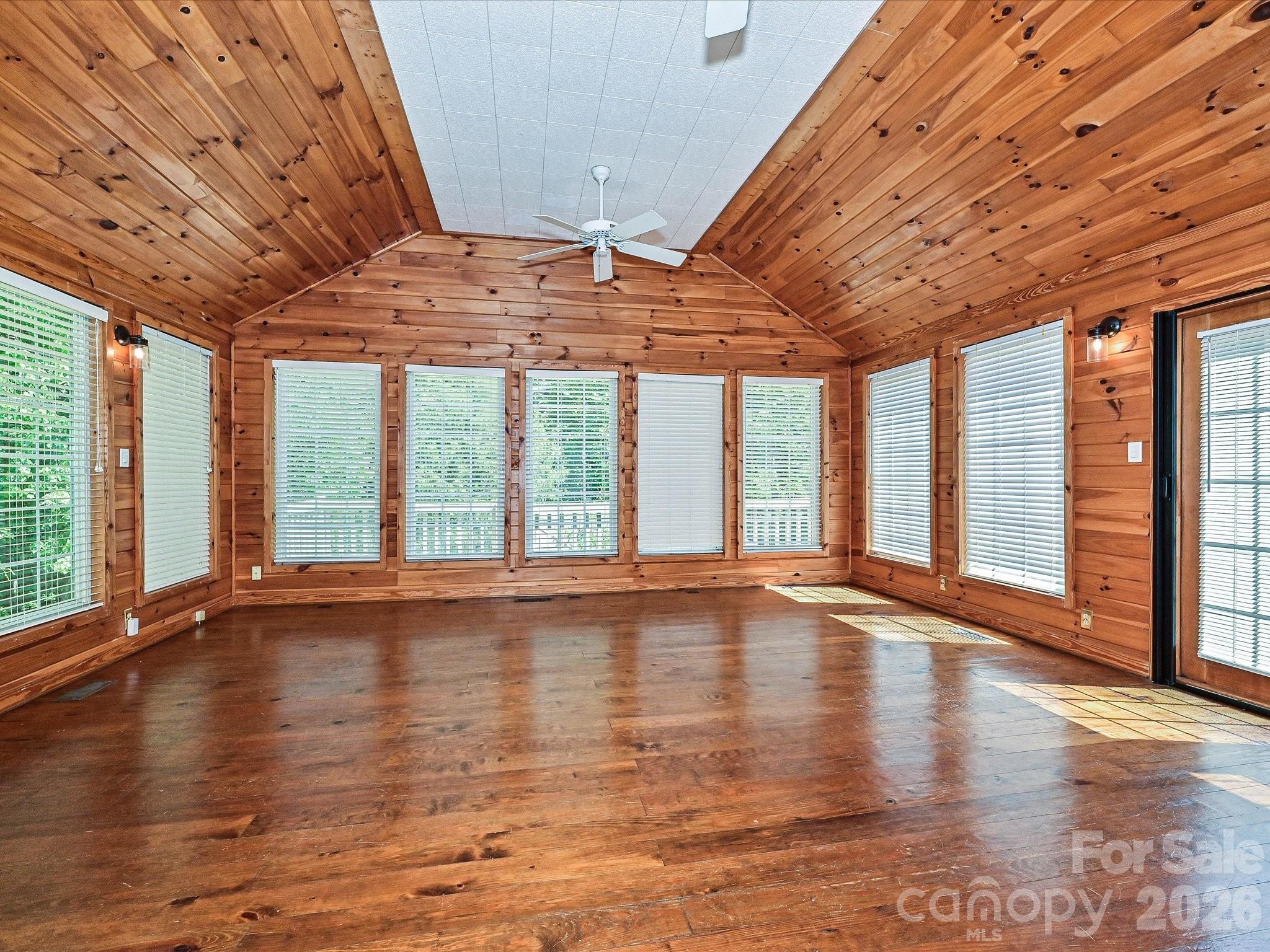 1011 Tarlton Drive — Shelby