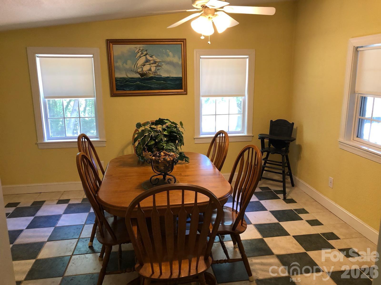 44446 Field Road — New London