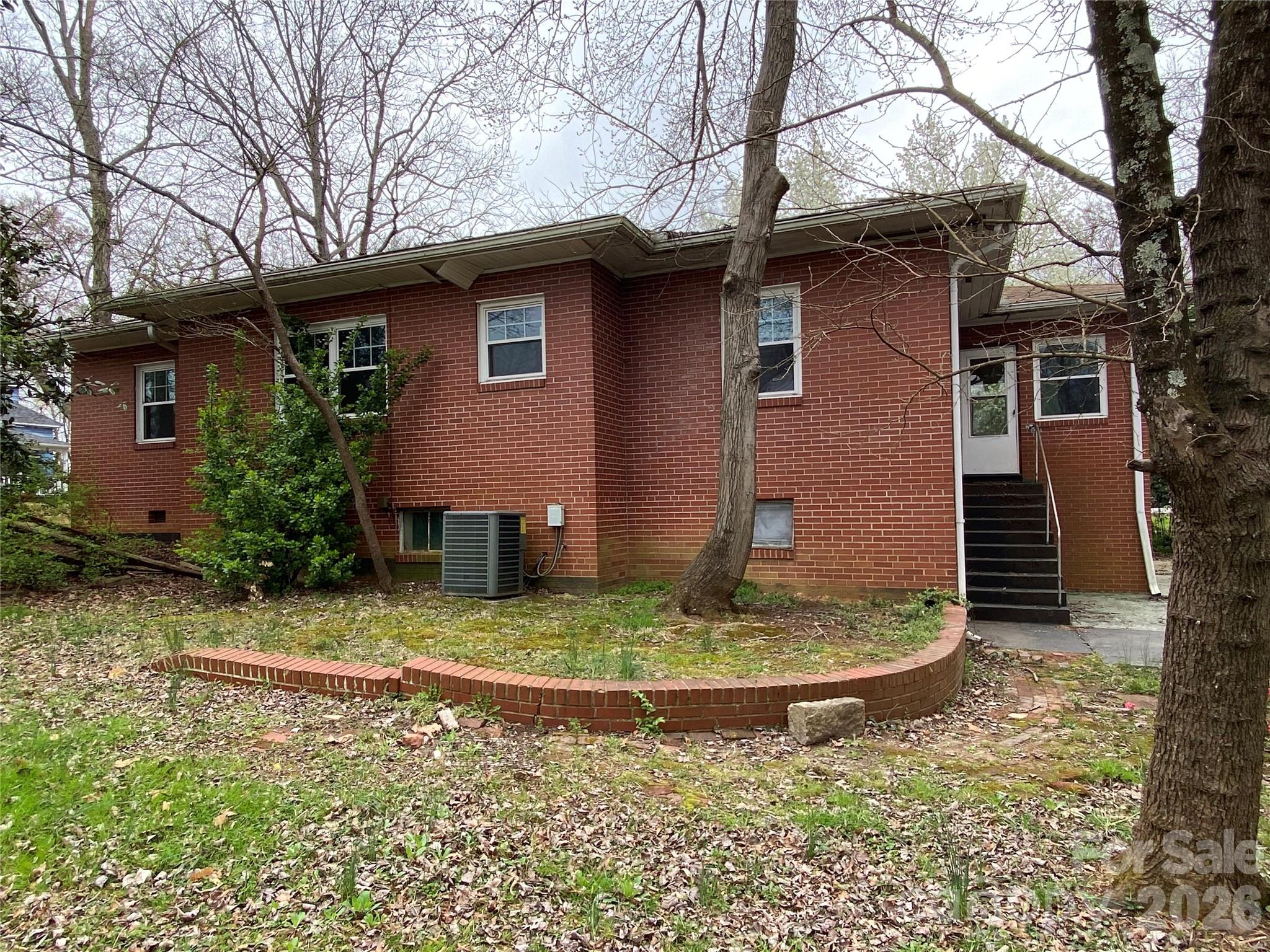 930 Church Street — Salisbury