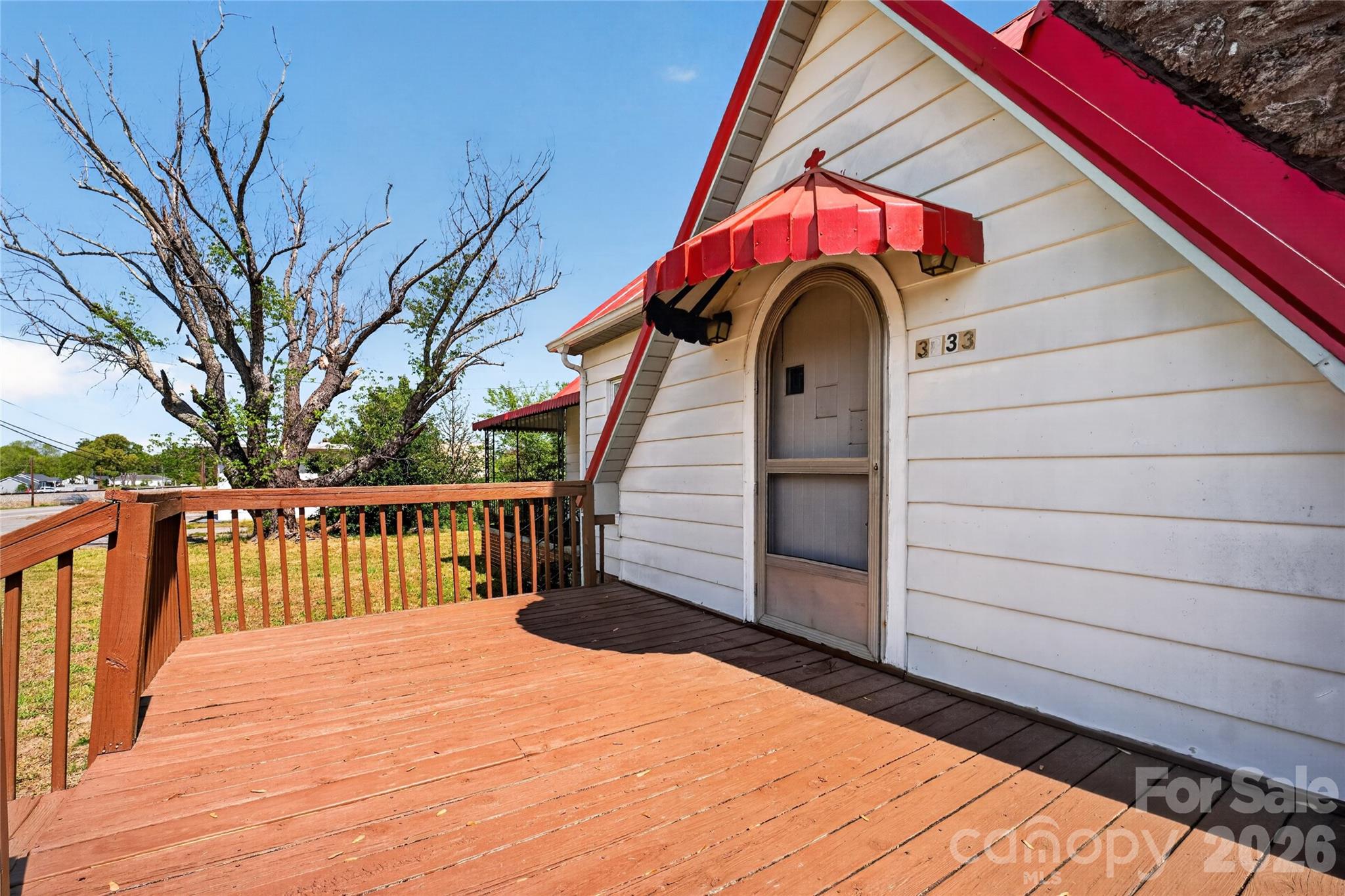 3833 1st Avenue SW — Hickory