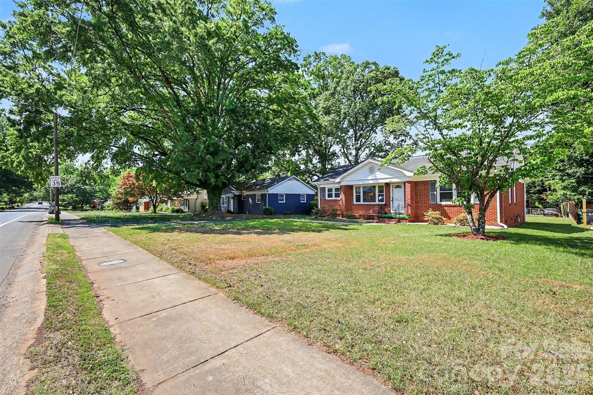 2240 Ashley Road — Charlotte