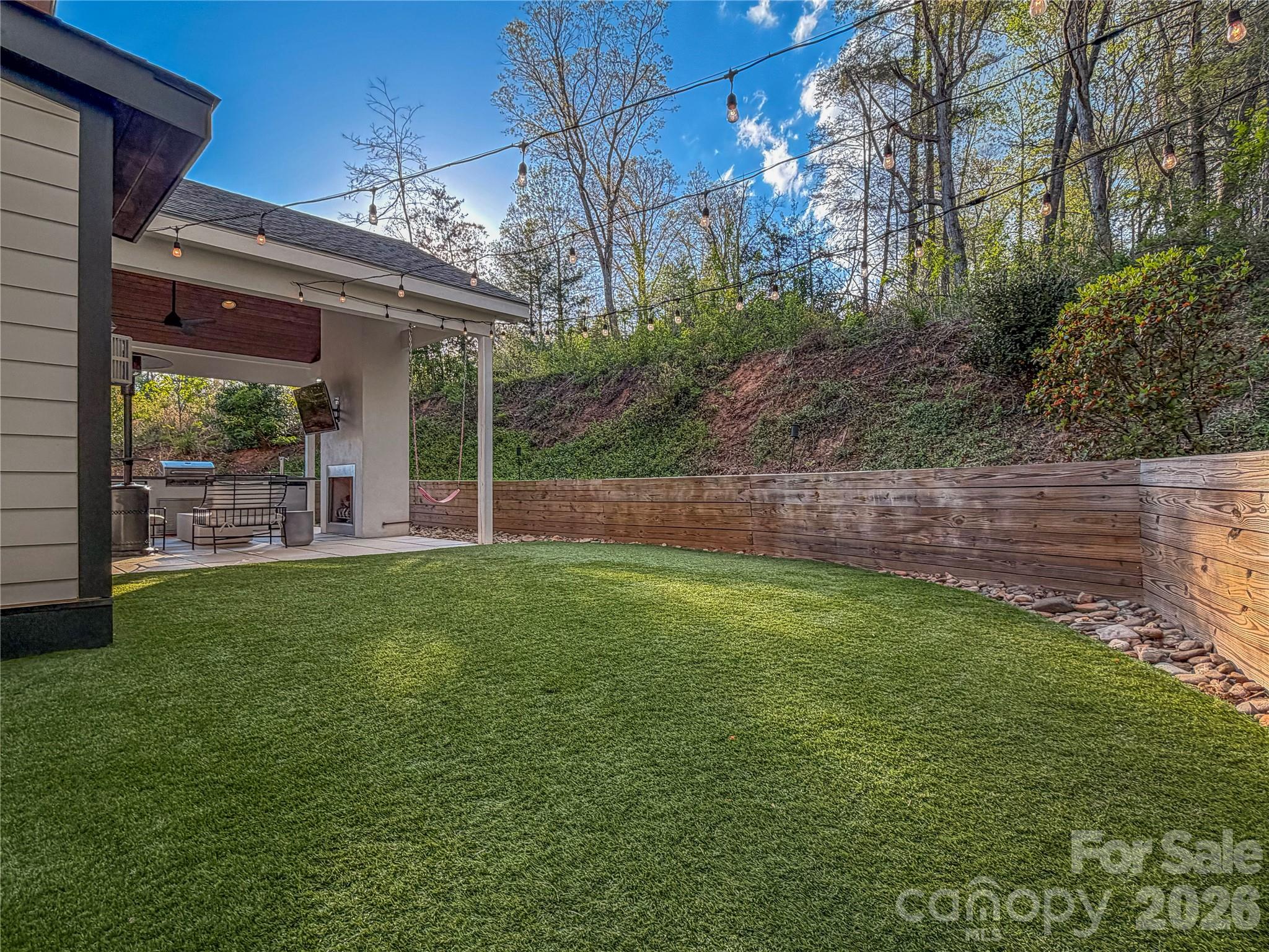 206 Torch Light Way — Asheville