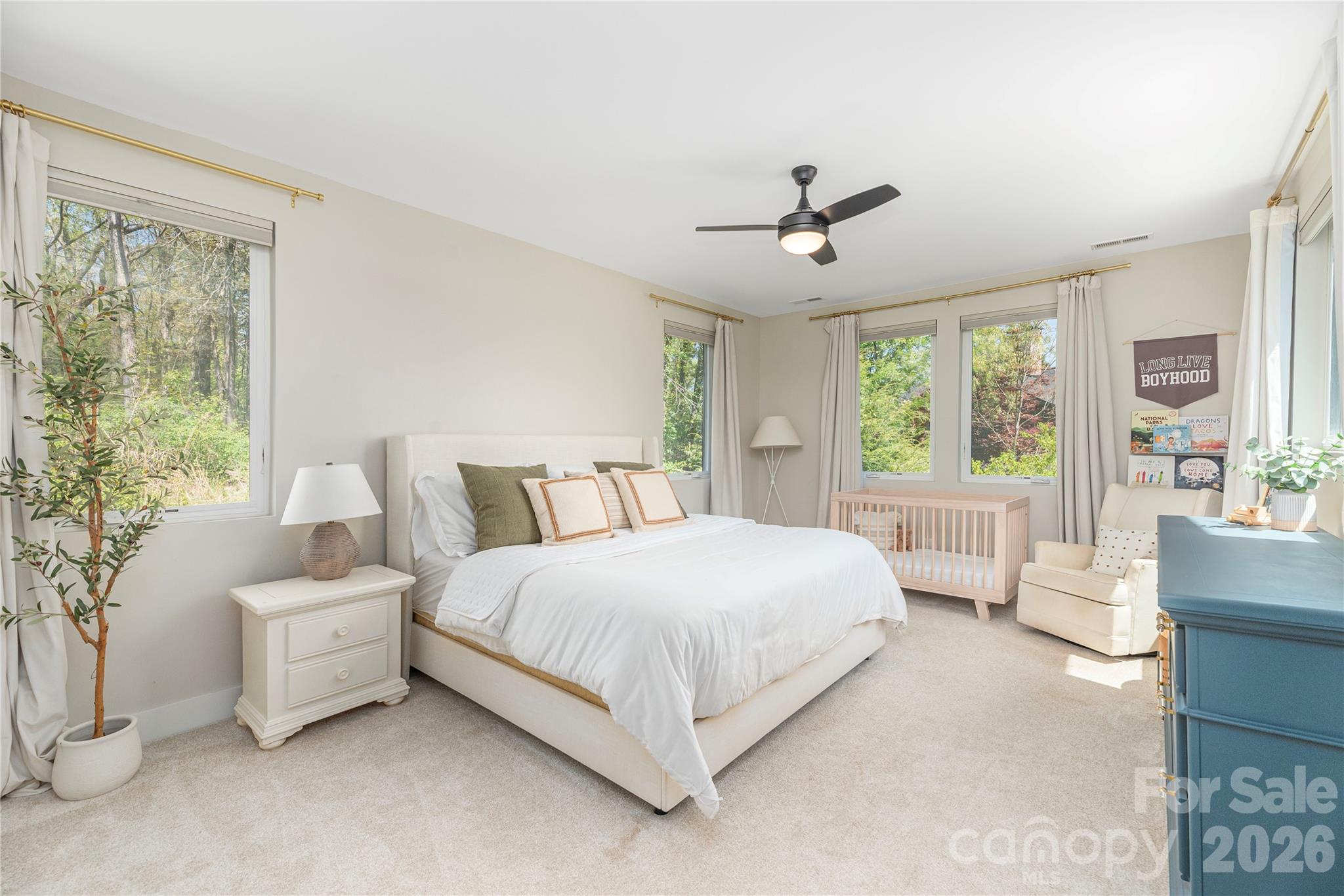 206 Torch Light Way — Asheville