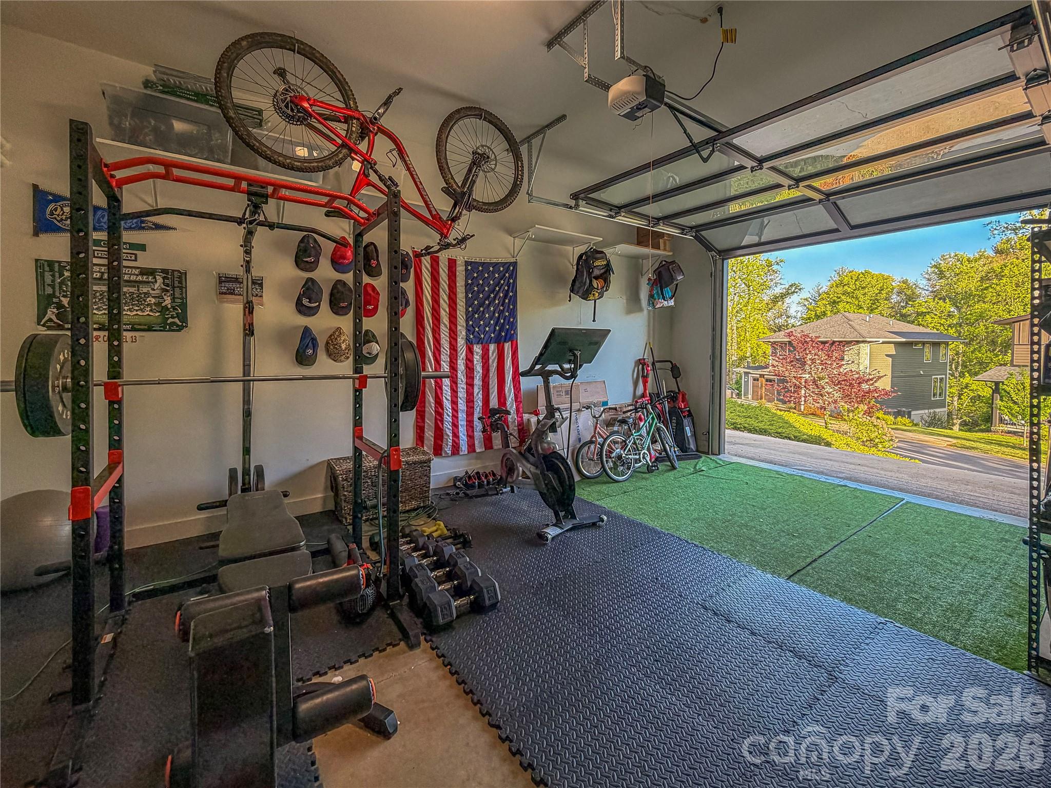 206 Torch Light Way — Asheville
