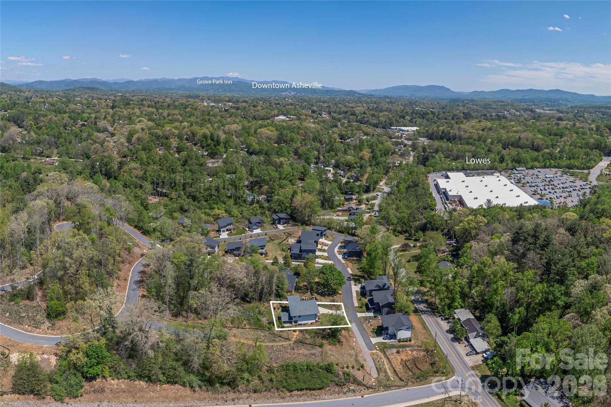 206 Torch Light Way — Asheville